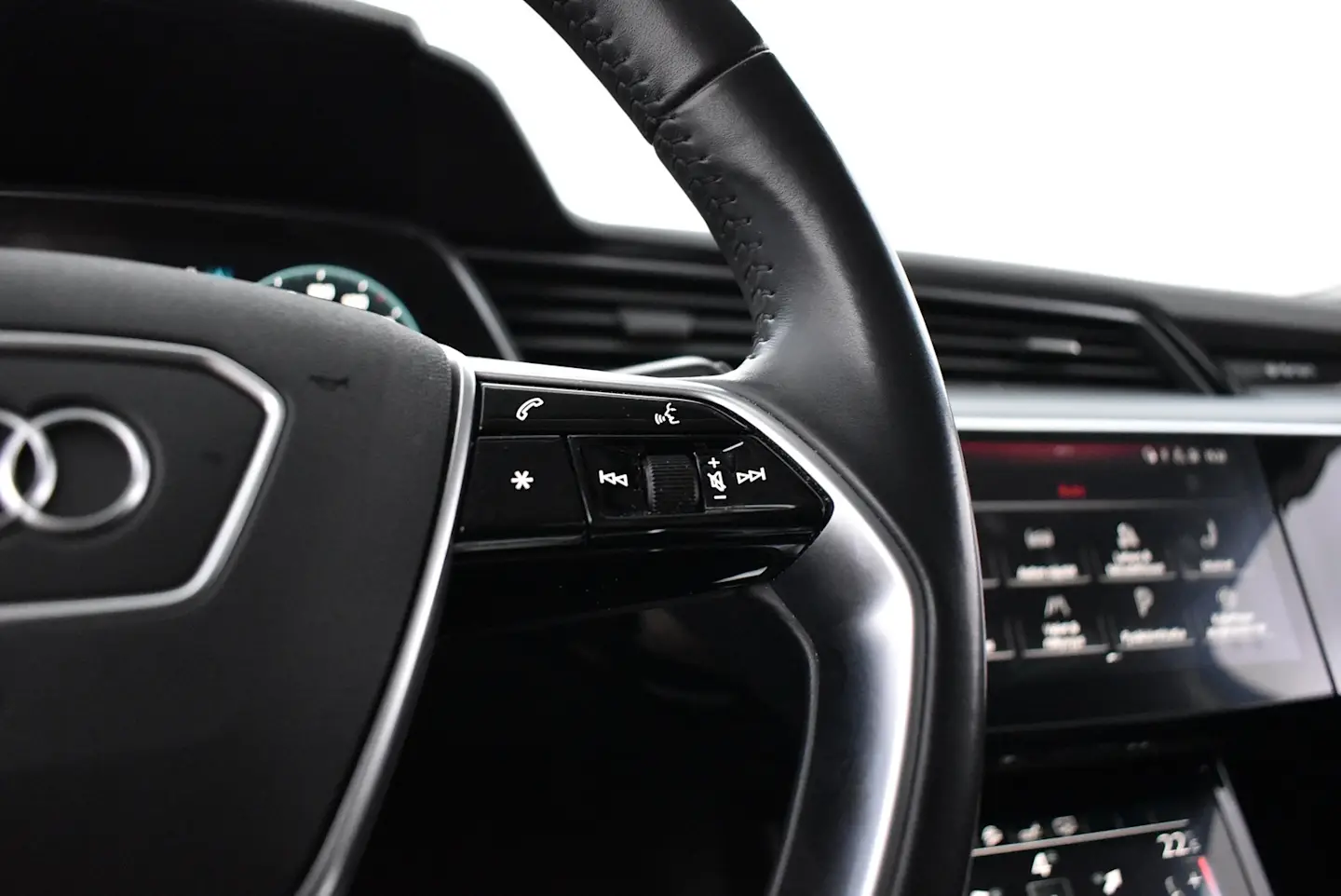 Car Image - 2Lp3WN3dlr0nvEcMC4sb4p
