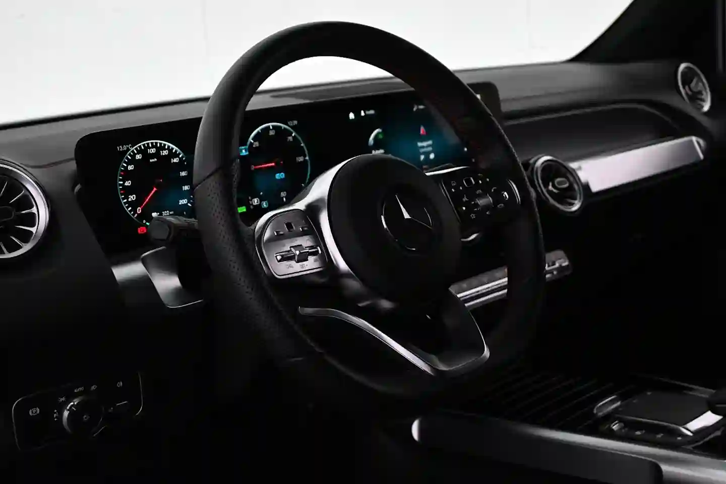 Car Image - 16hDUevv5ckY0itYuxXqwL