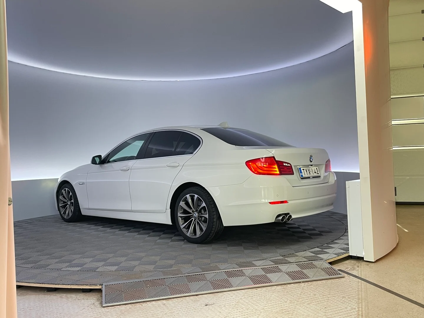Car Image - 7bxQ1AUQQWckimNMqKnGFv