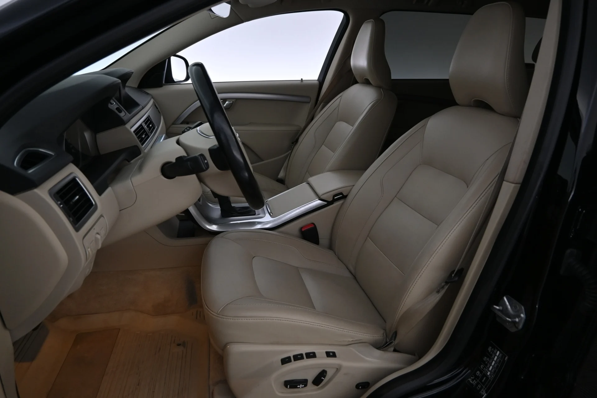 Car Image - 5XDjZaf4LDem7d91QFyuMG