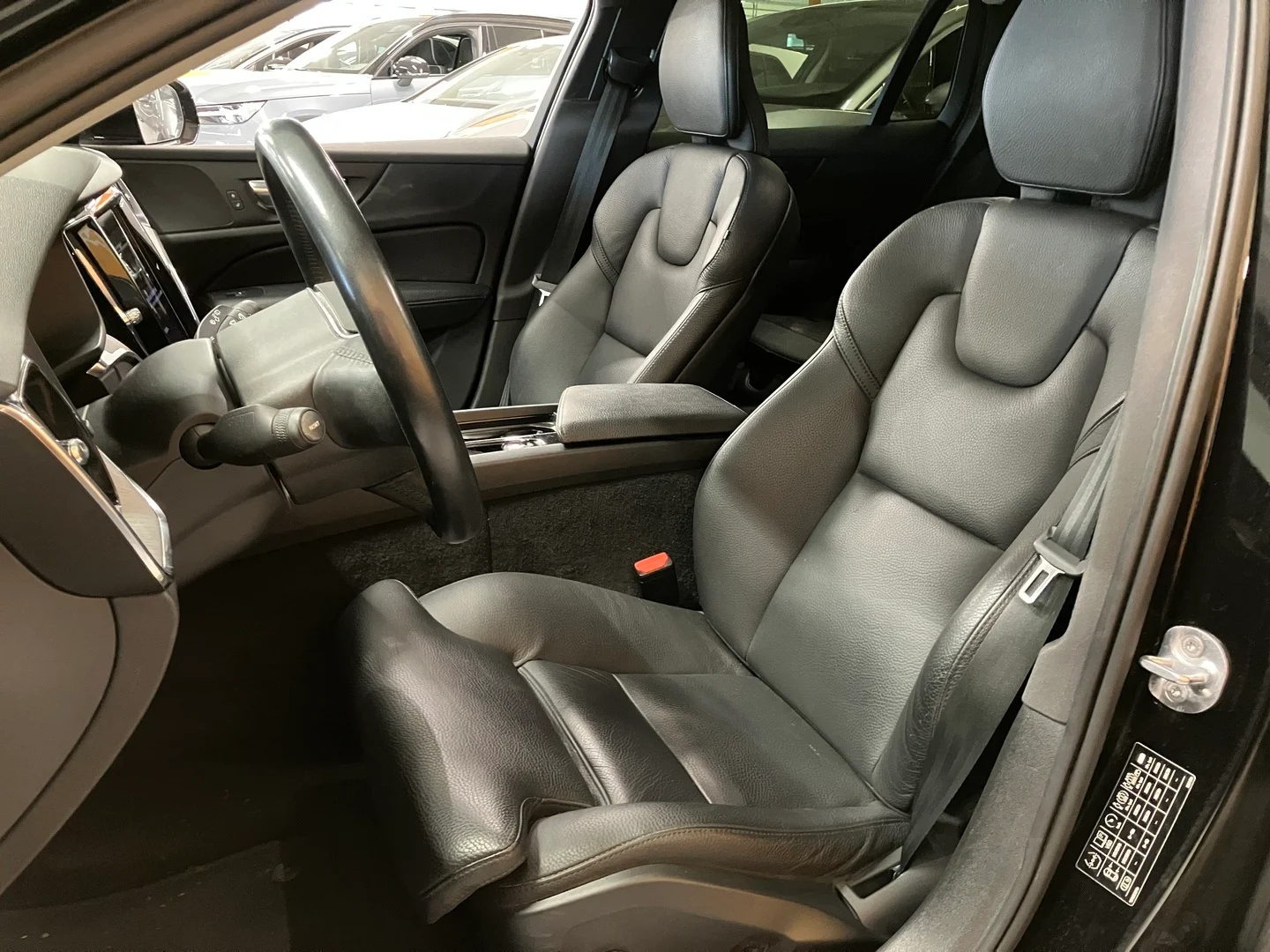 Car Image - 4OQLcsfxOi7sWFGMeUlU3e