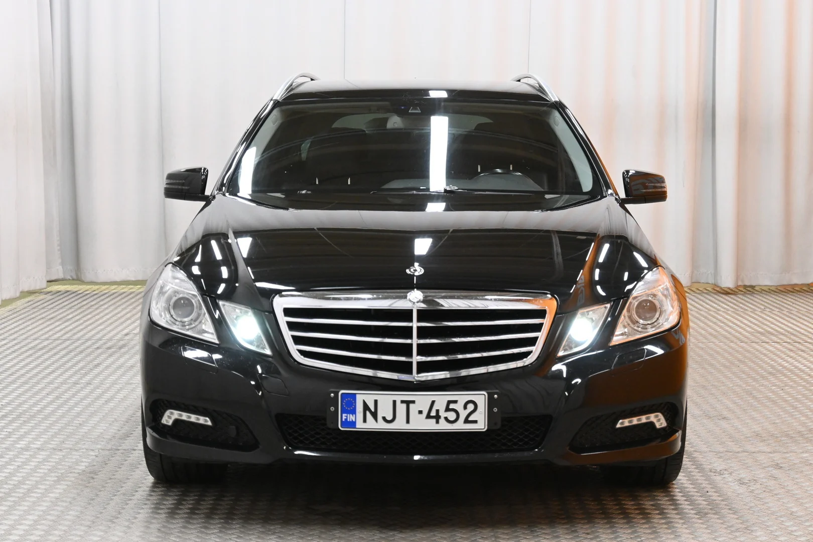 Car Image - q7q8QrUyyh4VSbuxb0nif