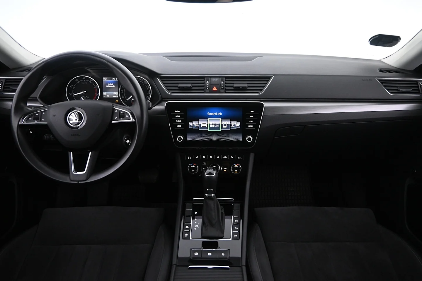 Car Image - 6ZrFRFYFGNBPKJ3rYwrZNL