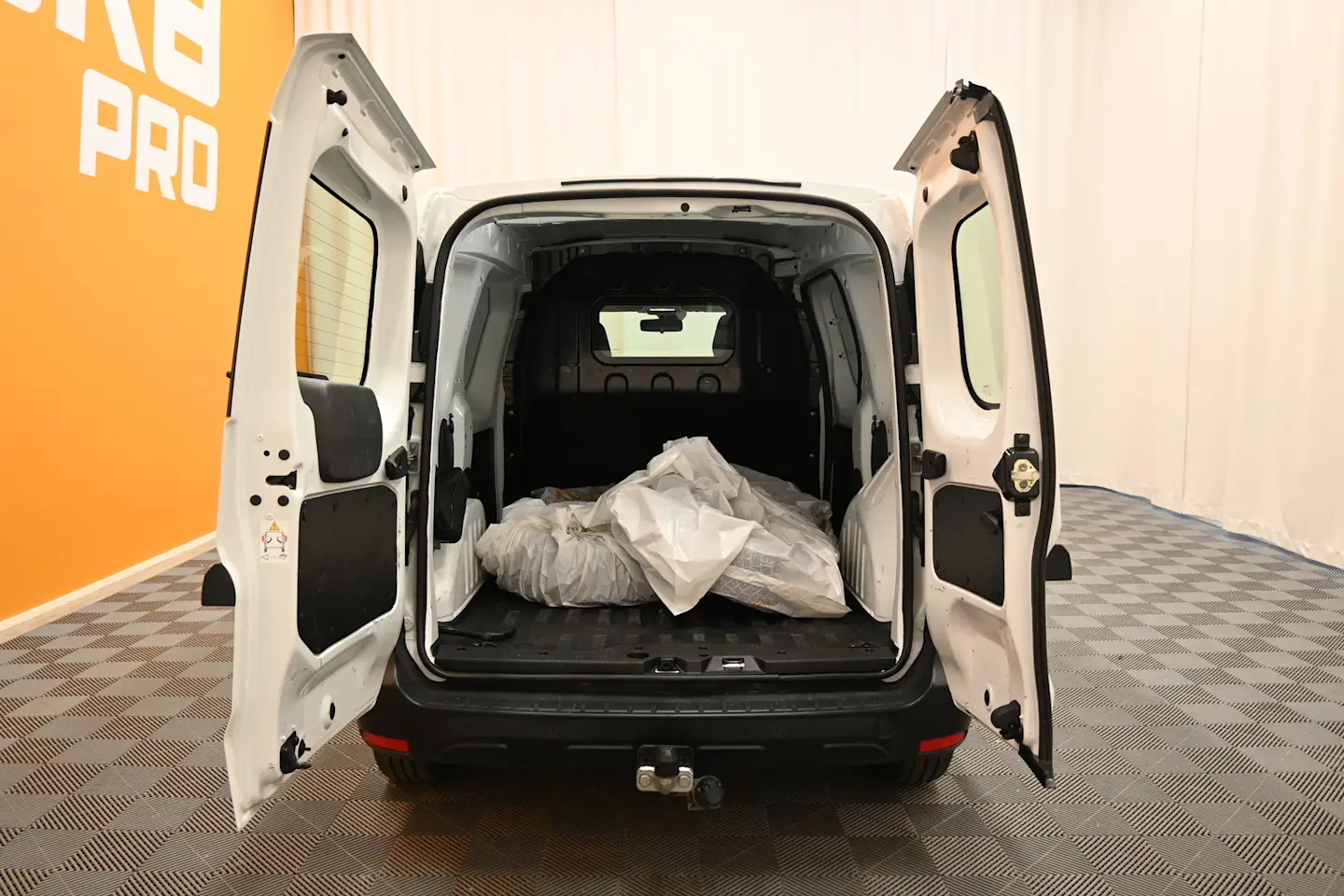 Car Image - 4yDM0DdlgmRFnTACMuXgQJ