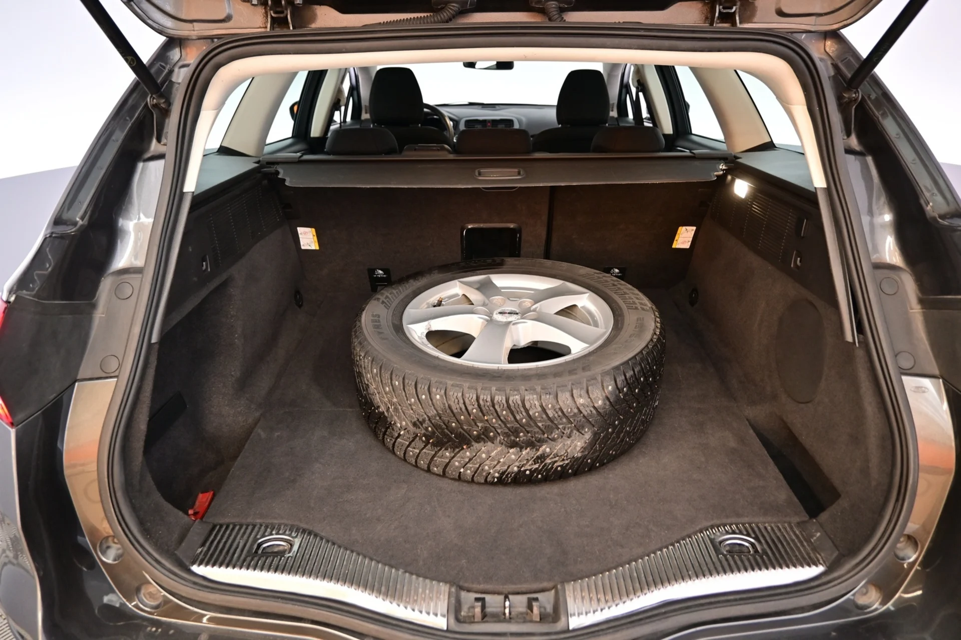 Car Image - 69FdrHey7nQfyP8m21Oye0