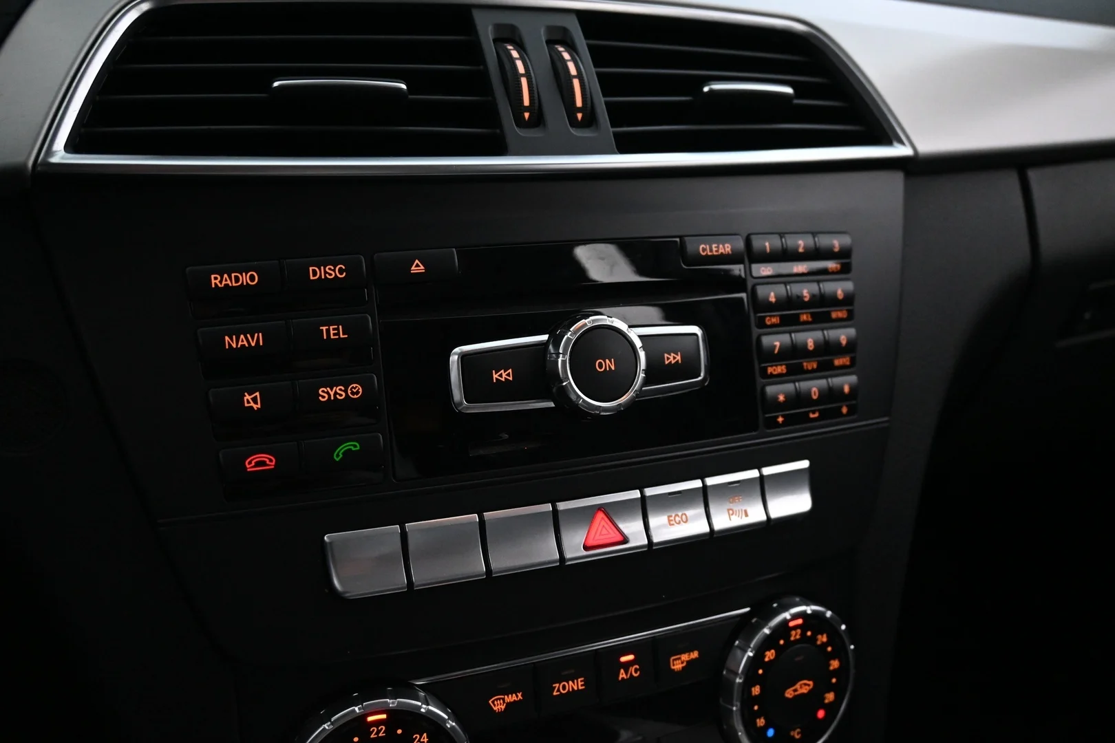 Car Image - 29jZeqoKTEm3j8nBN5vtSs