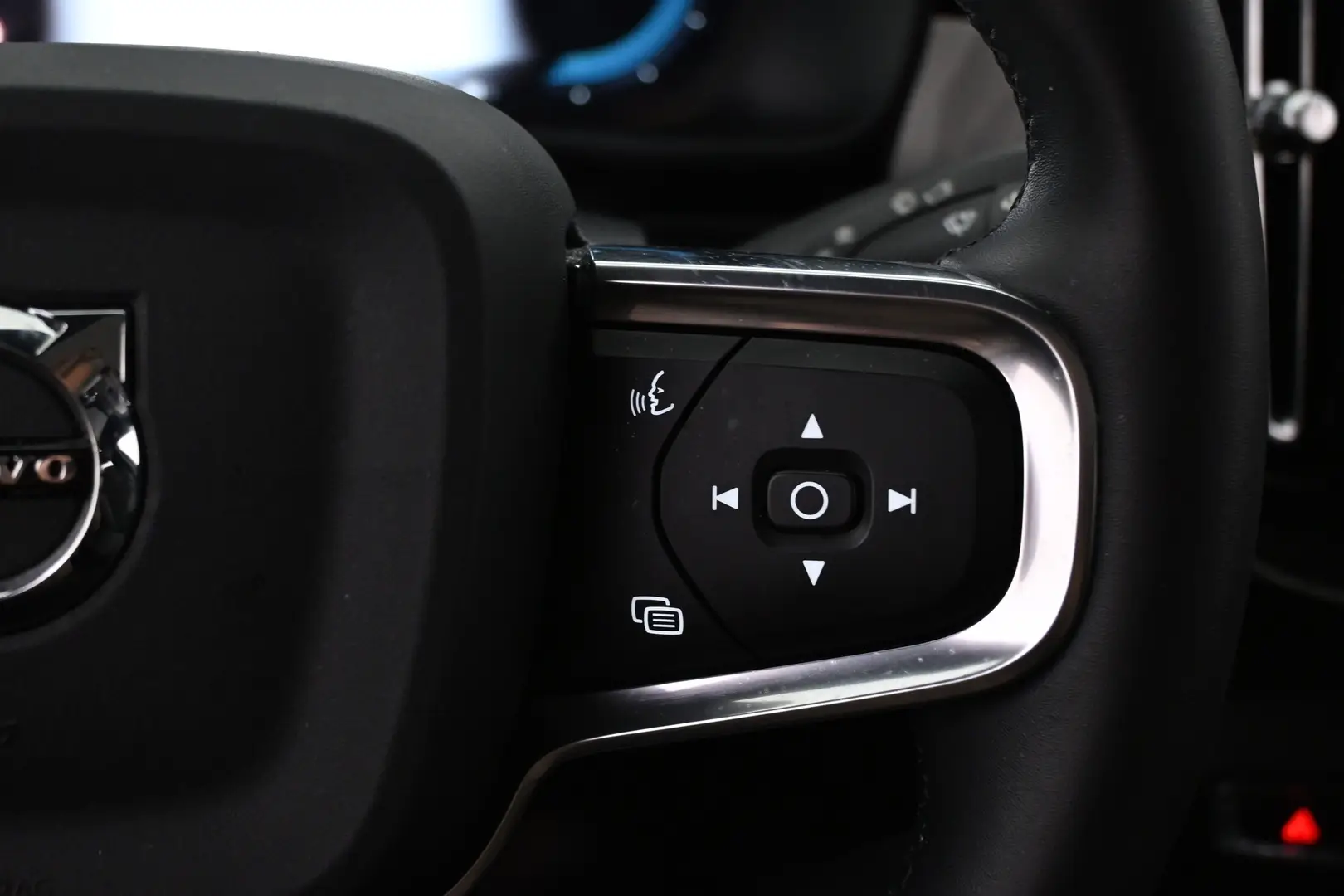 Car Image - 6YXnbaEswxtyQ6jQyCPNtD