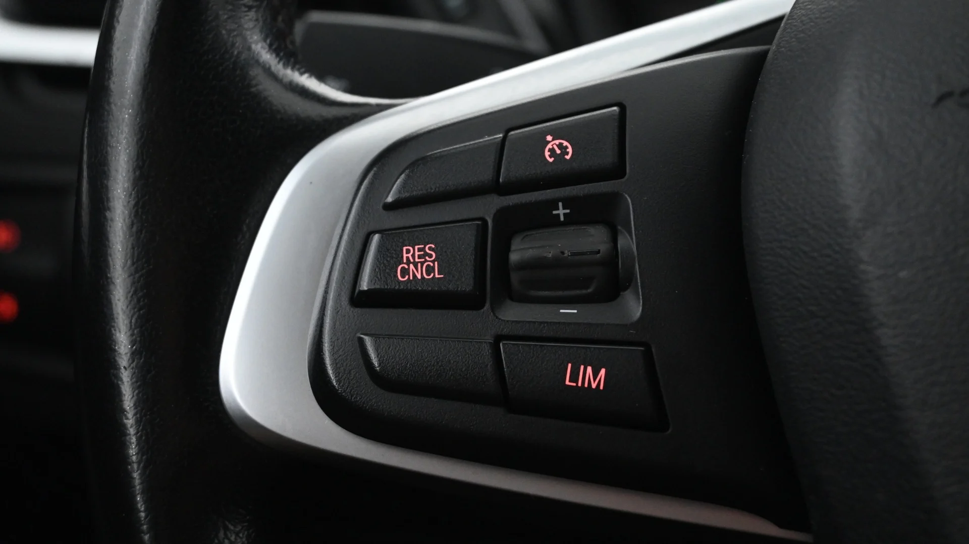 Car Image - h6lhTTGTXfLyp0eoSlt2o