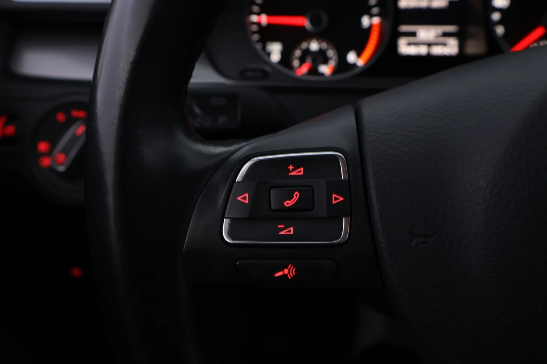 Car Image - 6q1hHbb2zYc6BLyiQheL09