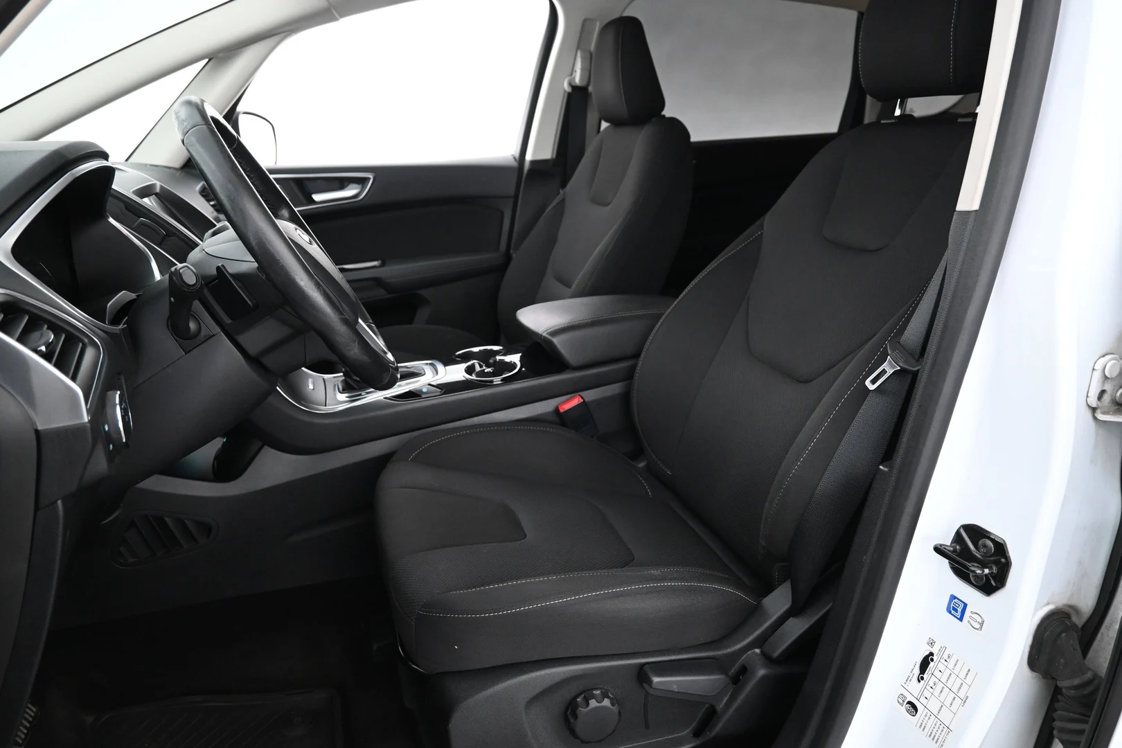 Car Image - 52WMCLqIN4kXcvWndATeis
