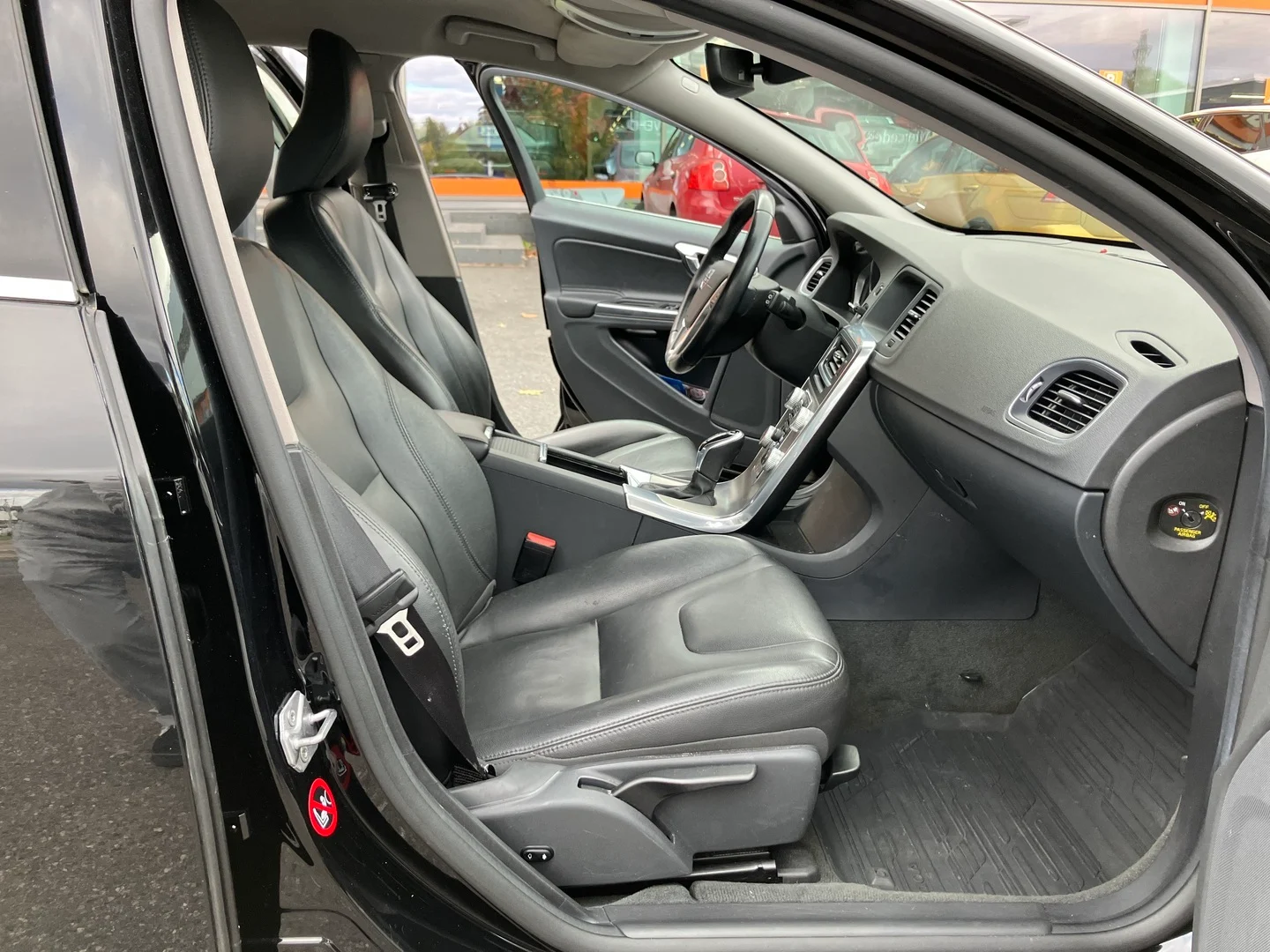 Car Image - 3mDGYb2FizyT0CLo329AIs