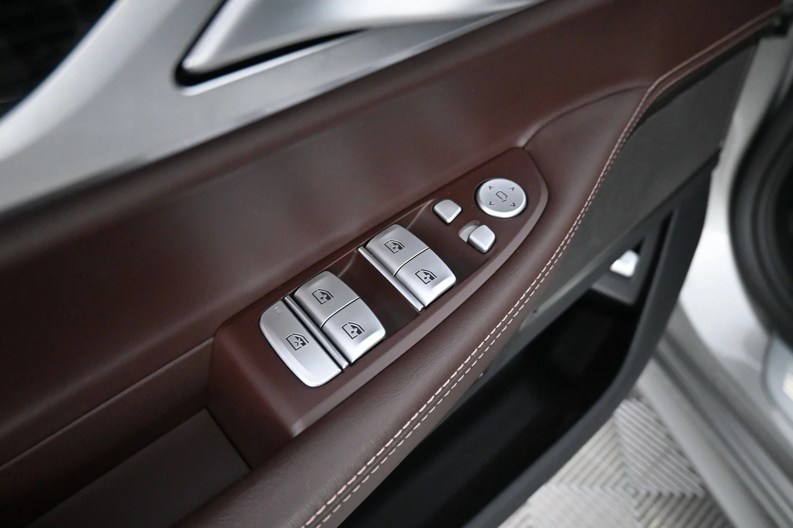 Car Image - 7FIIEioymIHOB9twUKuDhV