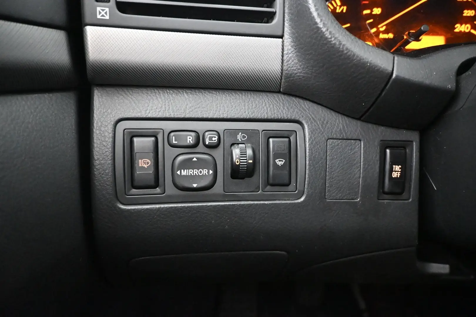 Car Image - 4gPXRGCW1mJjB2fvxBdQCE