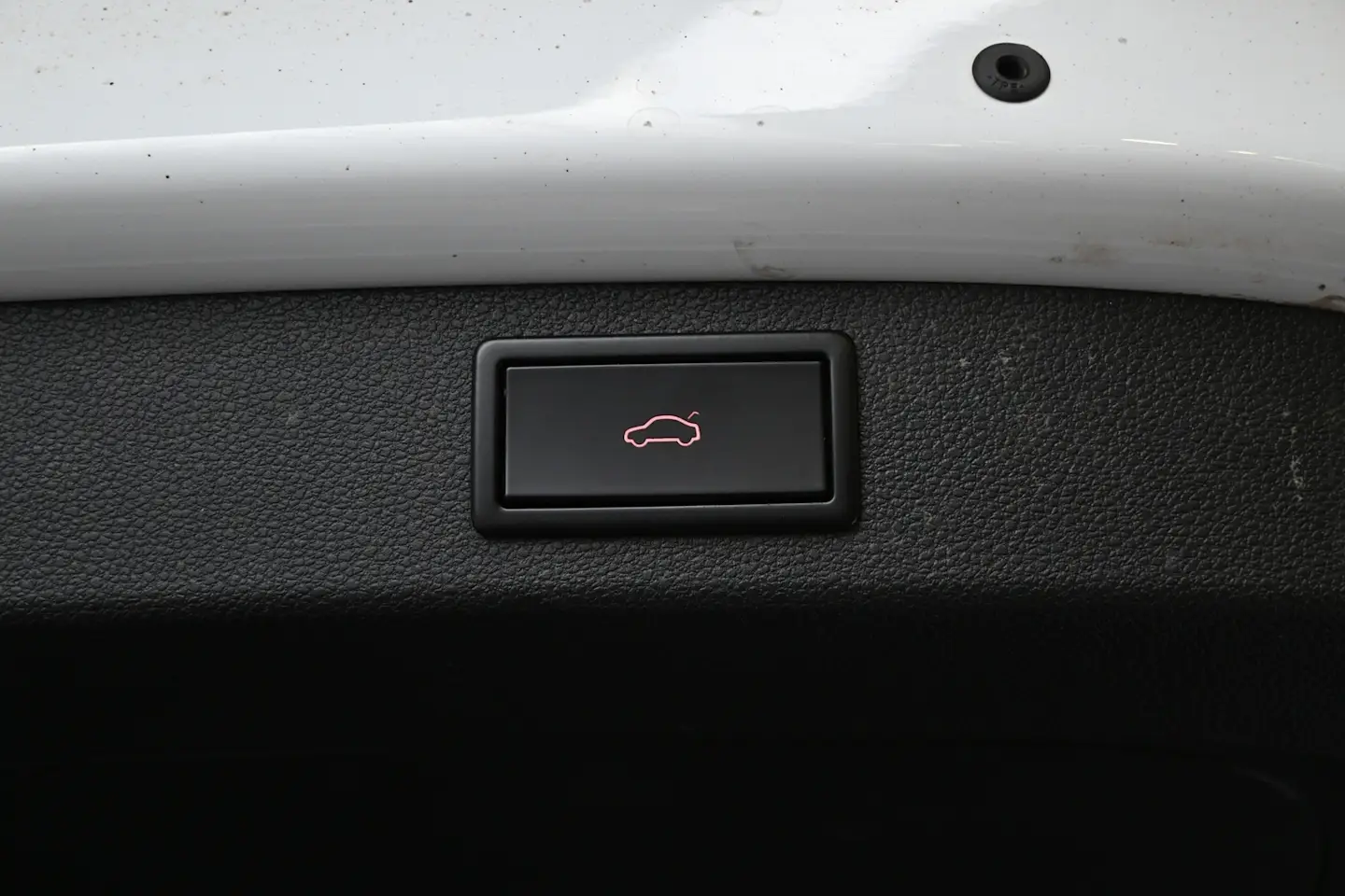 Car Image - 4kWf4DLbzT6Cdh8F7LGxhS