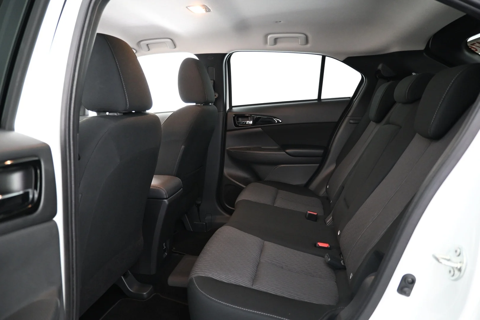 Car Image - 3KVrqM9lnofF1dy8iuUZw2