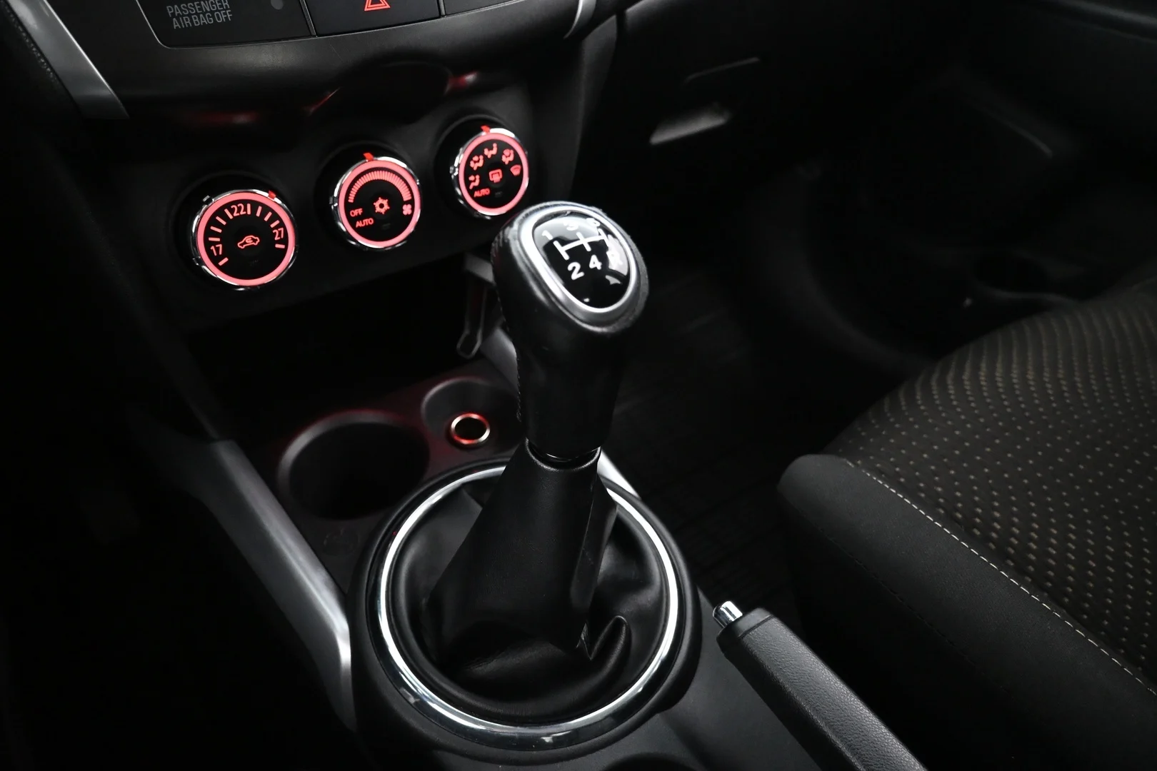Car Image - 3RbSX39qClT18IAMP6d6Bk