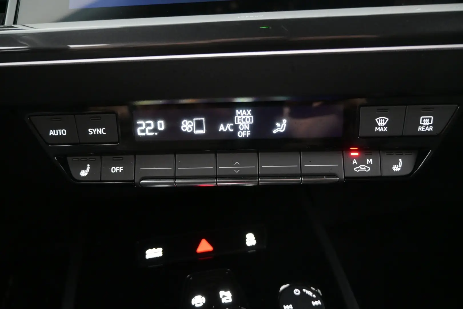 Car Image - 52hNazptXPqKBTUrrDbVhP