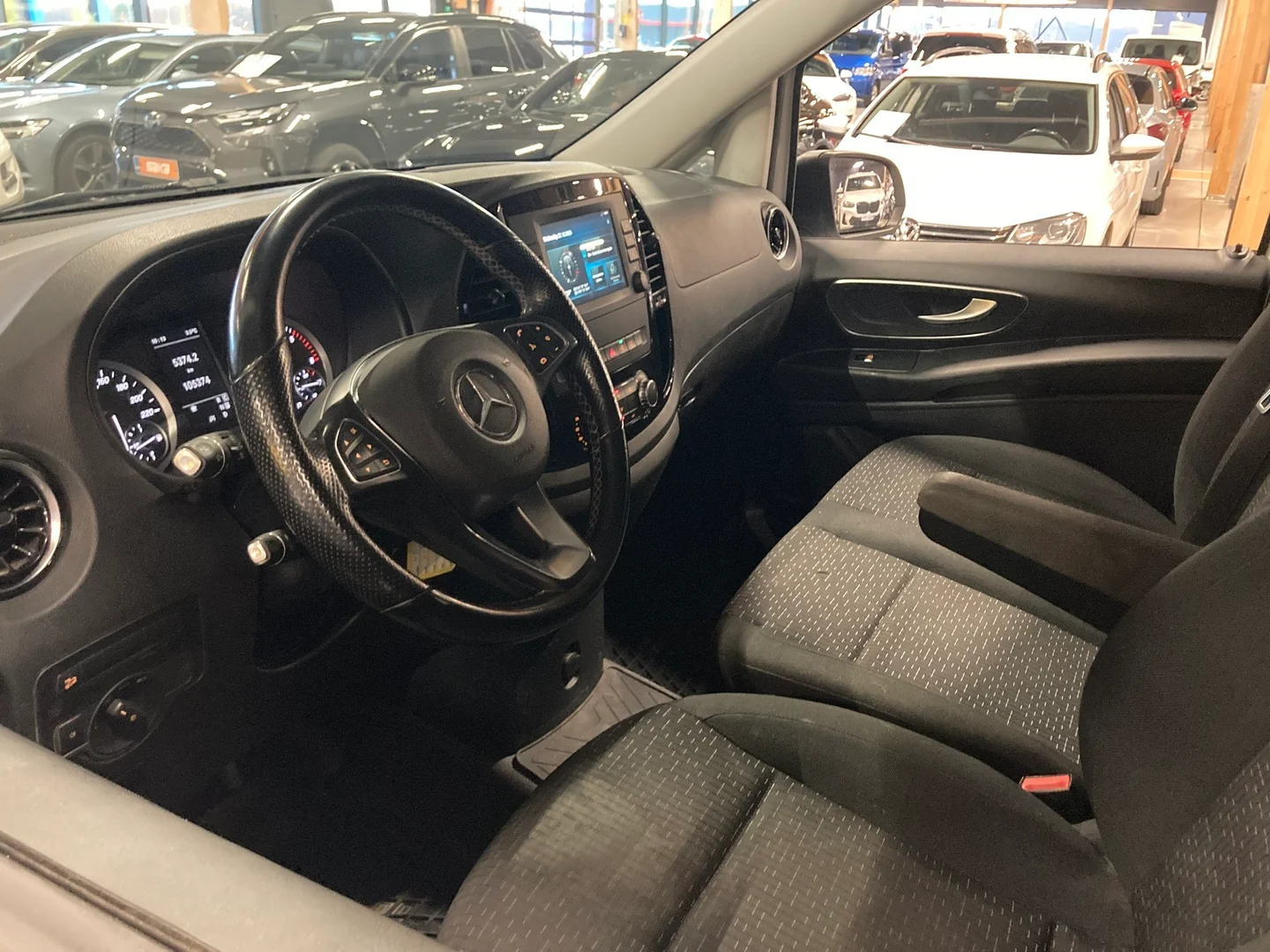 Car Image - 2QgvmAtSPDevKCmjdCcsSL