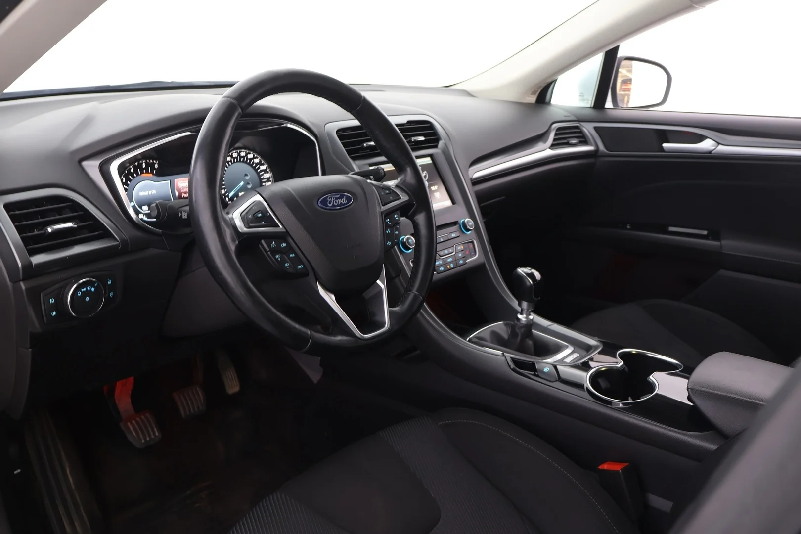 Car Image - 6GBRfvpHPNz32y83MKBgCW