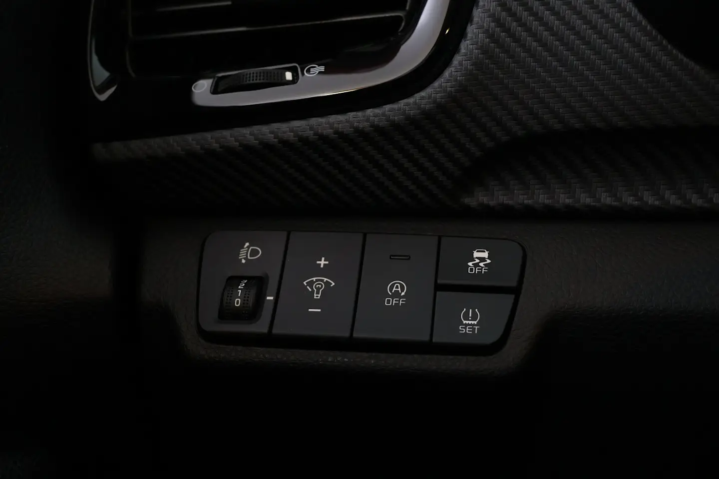 Car Image - 2SRSvWp9c5hDBB47rcp88h