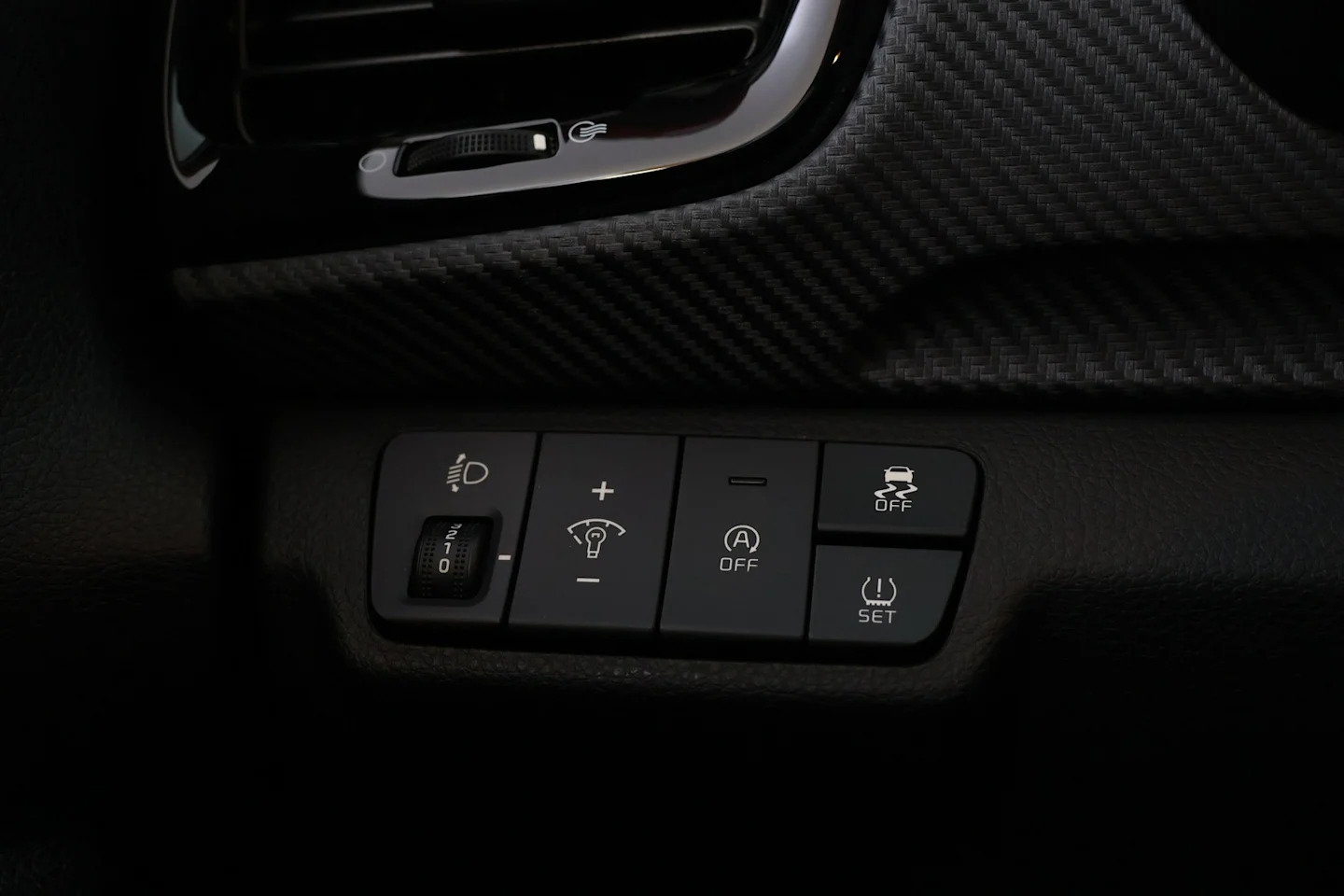 Car Image - 2SRSvWp9c5hDBB47rcp88h