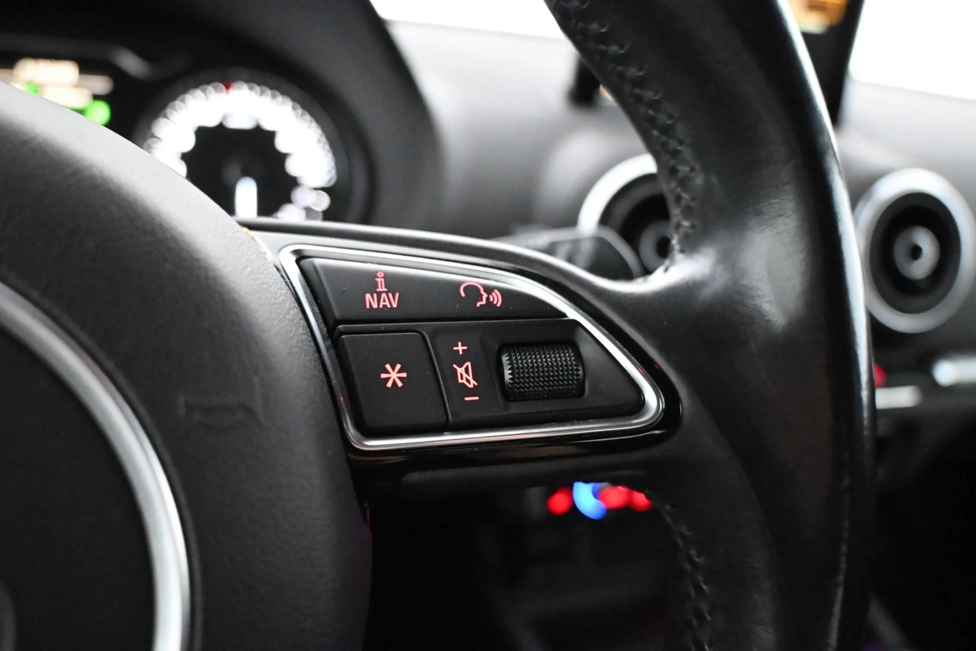 Car Image - 2T1Z4gp8GkD3vFnDovLffi