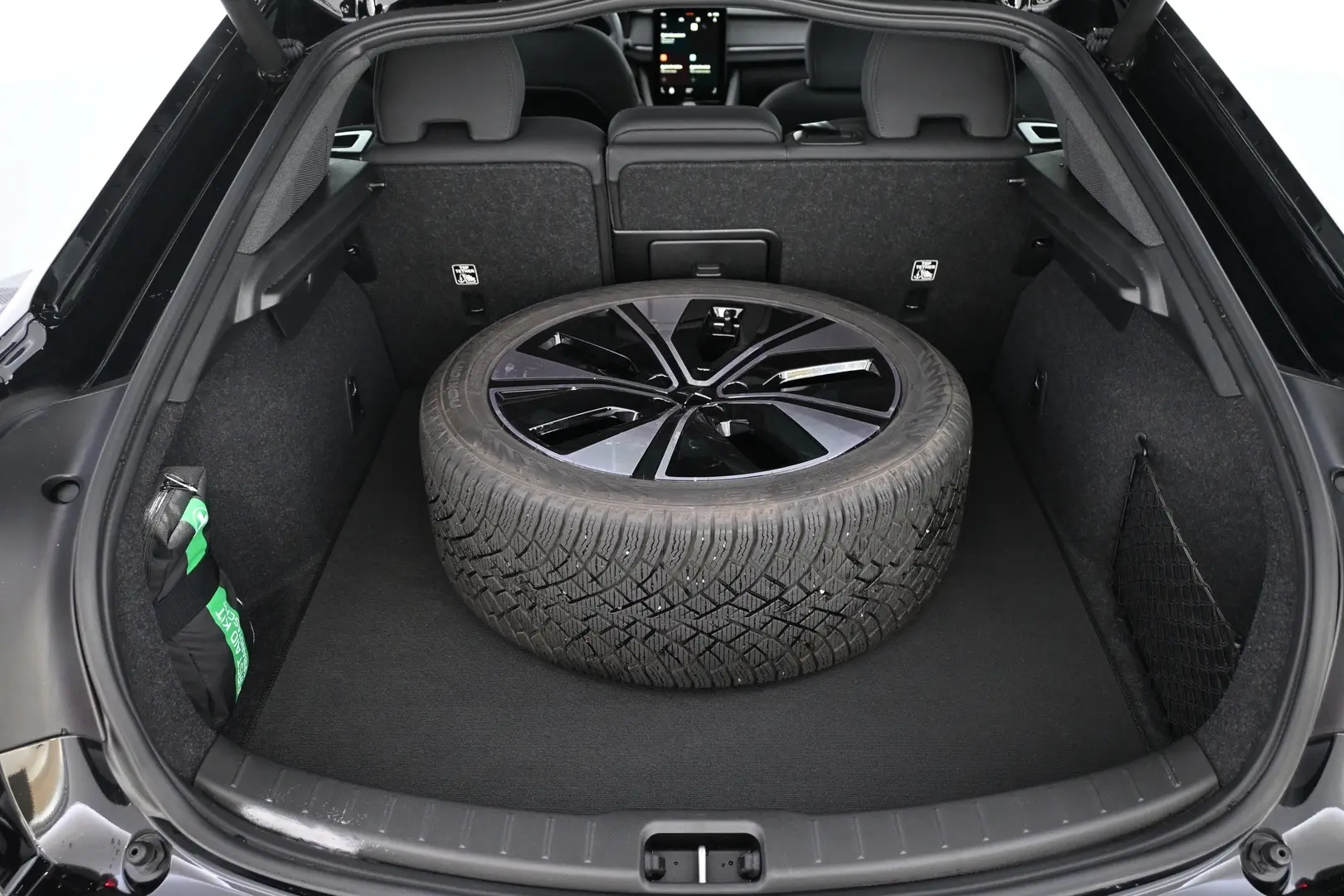 Car Image - 1aJ5UANVnX1uNafFYg8Muz