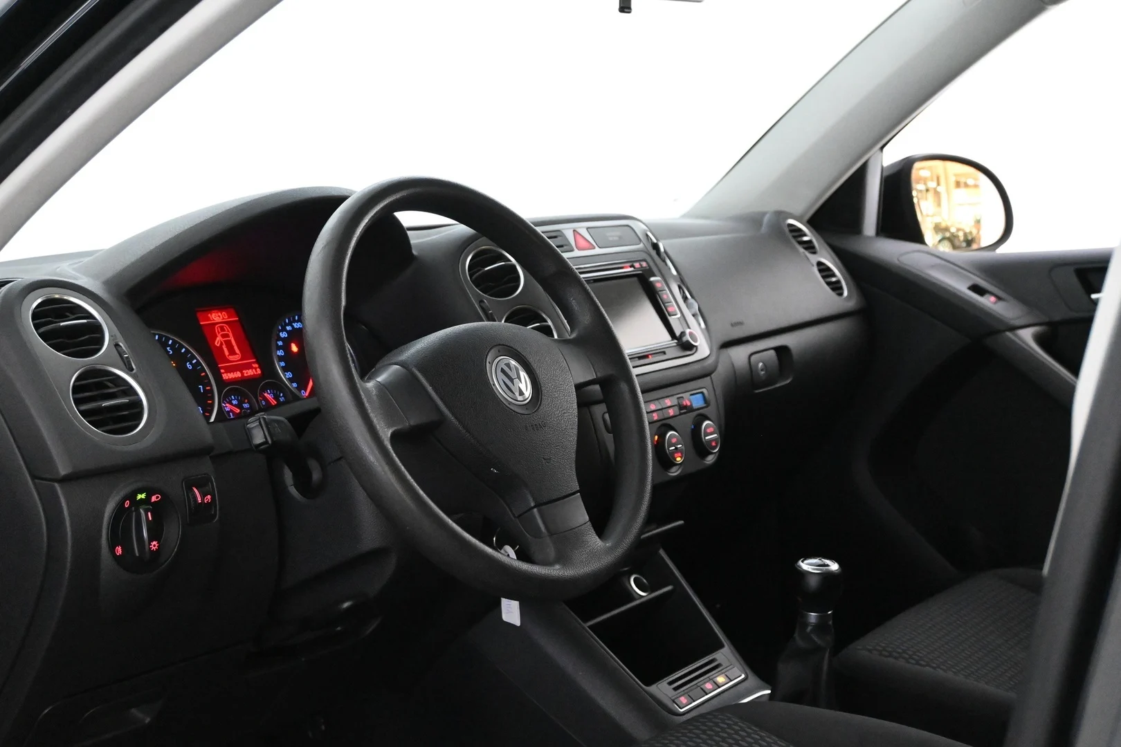 Car Image - 4QQjmN4ltjKFTYhWx8GJa7