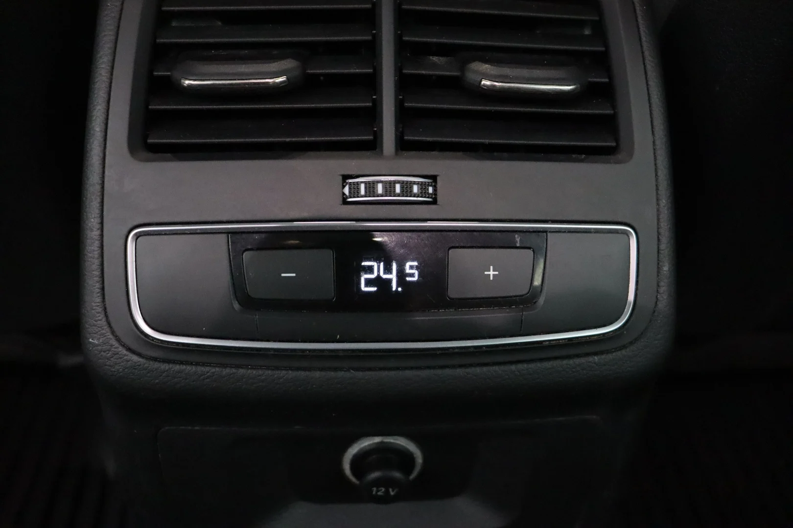 Car Image - 1eSJf6mDHlPIdmTNVB3GZd