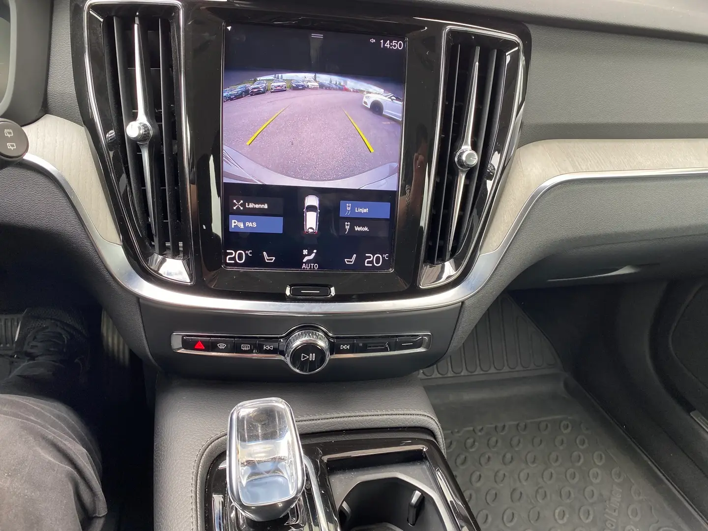 Car Image - 3Xd7cGPqunWhLzOk5ncG2Y