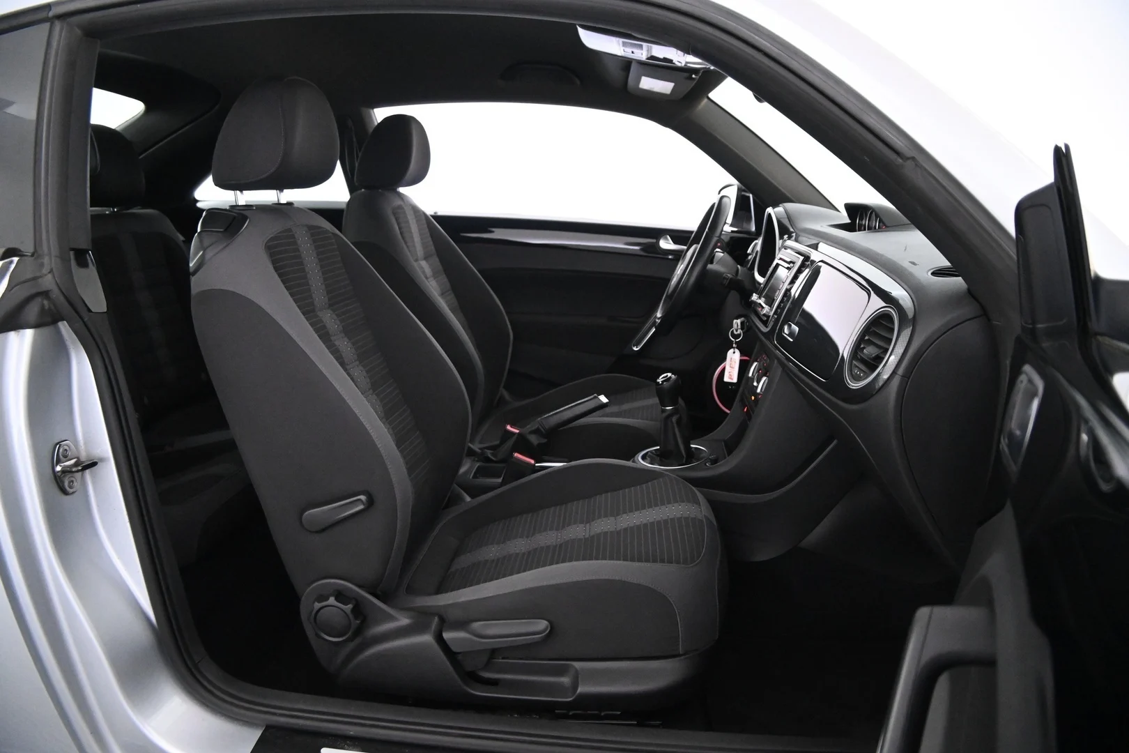 Car Image - qgb6gzpQIPtT3bHaA6Uwz