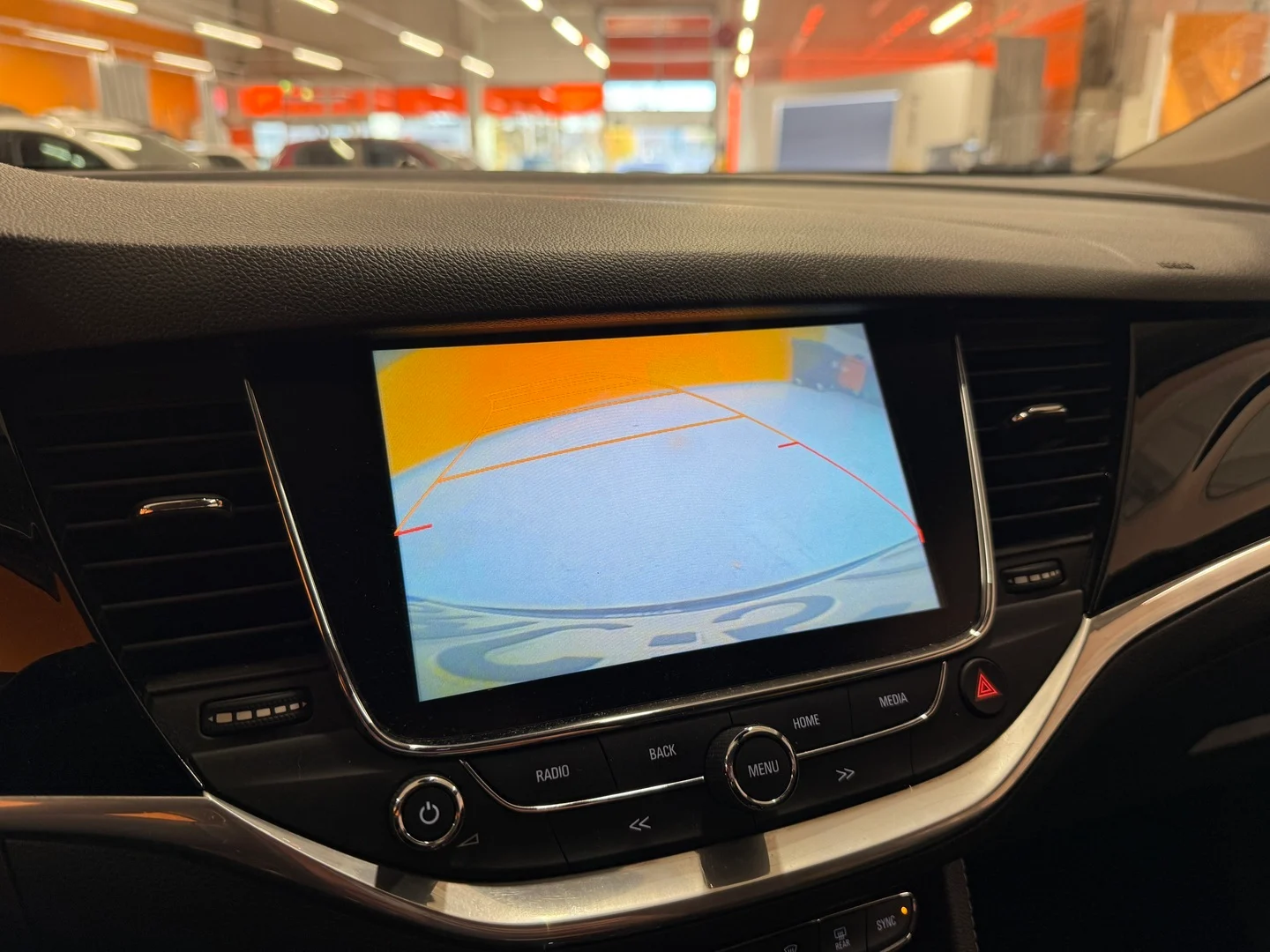 Car Image - 7CXA2VEFAouTM585tmONar