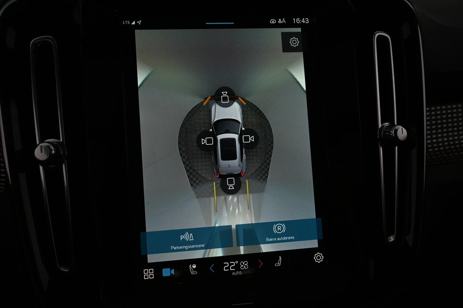 Car Image - Kj821CcfsaSwtk6lzrKK3