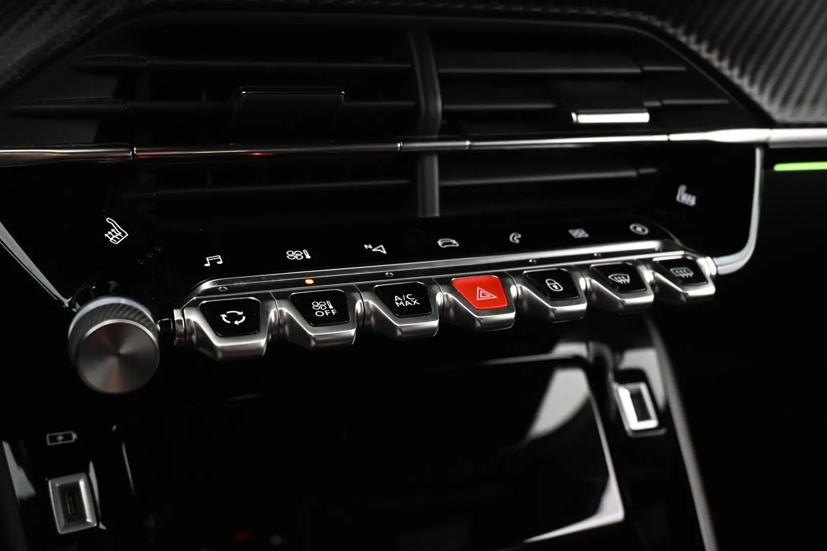 Car Image - 4LLyiRFU8da37QIWW3iq3a