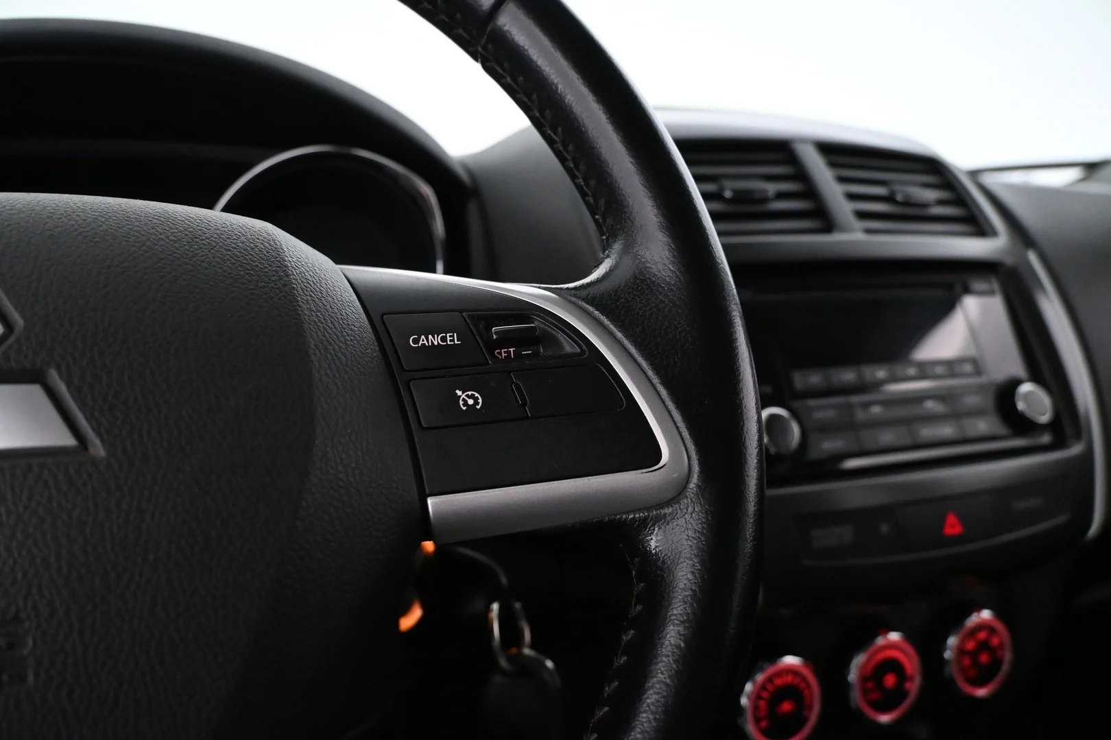 Car Image - 3RbSX39qClT18IAMP6d6Bk