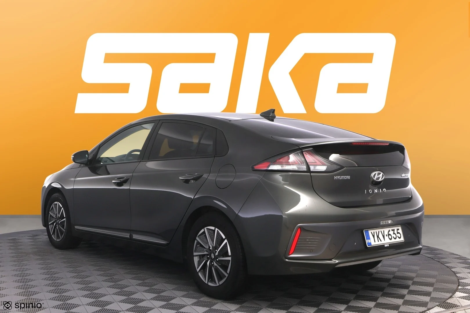 Car Image - KkWHSbnMeuCDJoKUa0SMa