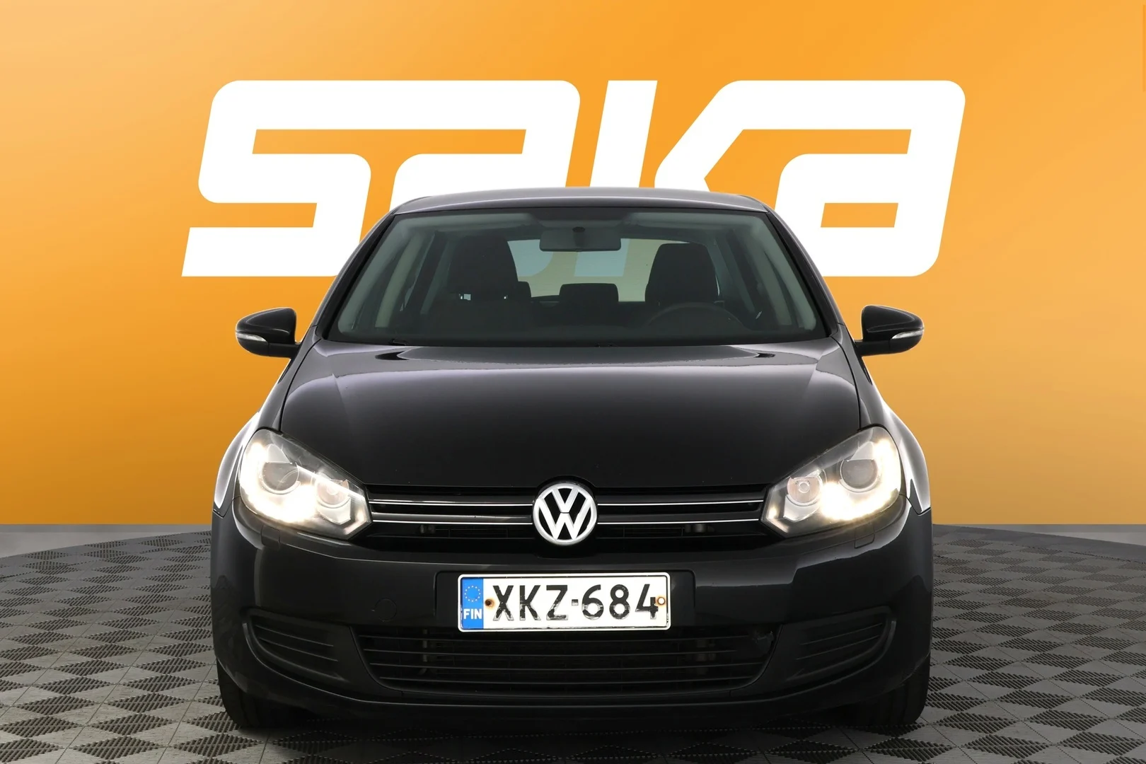 Car Image - mURkkdeqWaHP2vBiMcnSJ