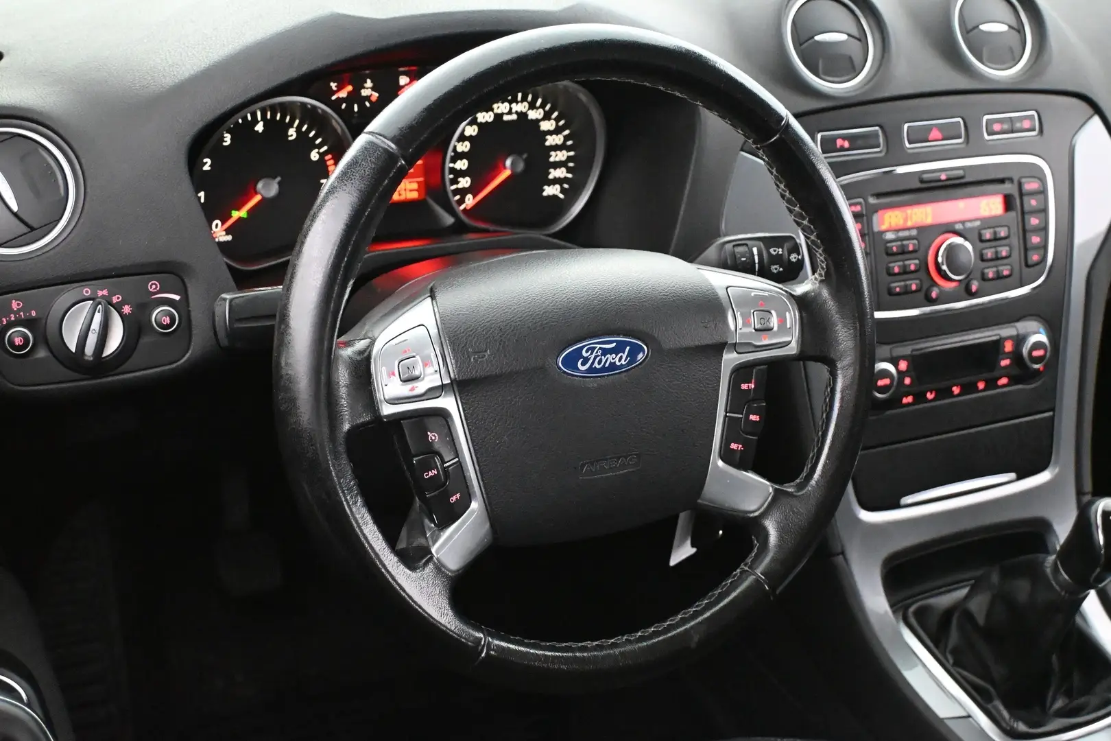 Car Image - 4hF0QaqVHpNd8p5kXKGtJR