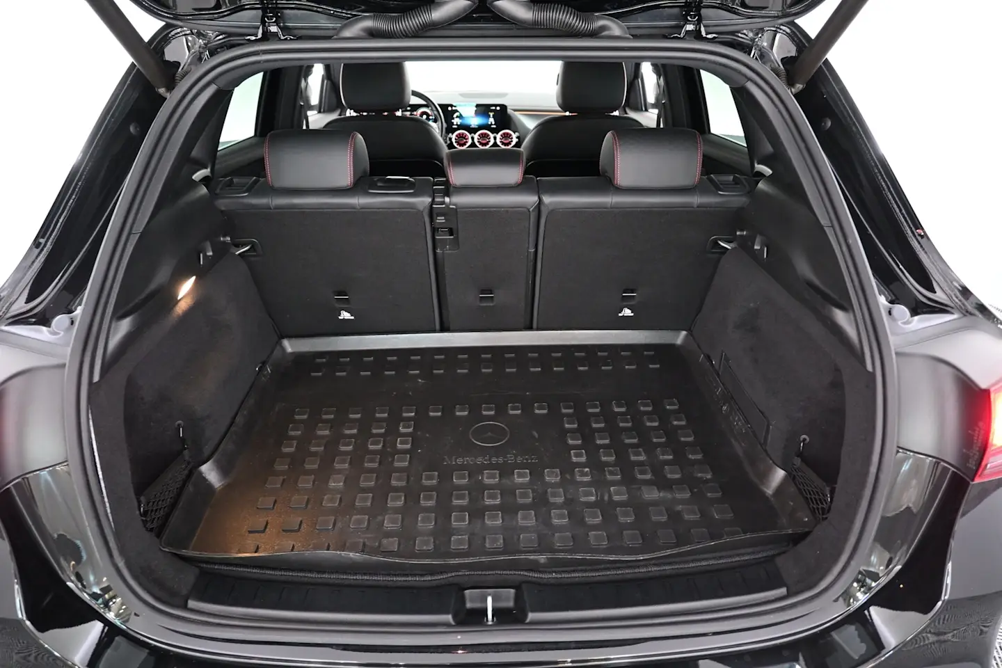 Car Image - 3b57GYfHkz8Dy7RlnfMpZt