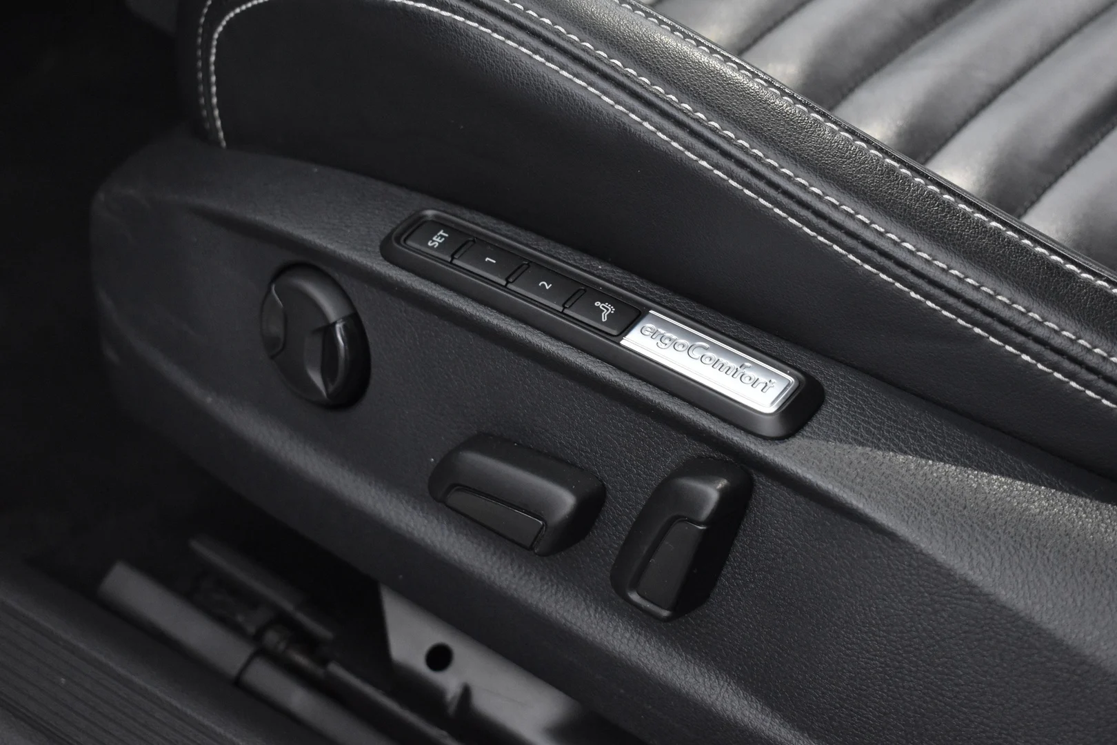 Car Image - 7DHBbwYmtP38o3sdgziBNV
