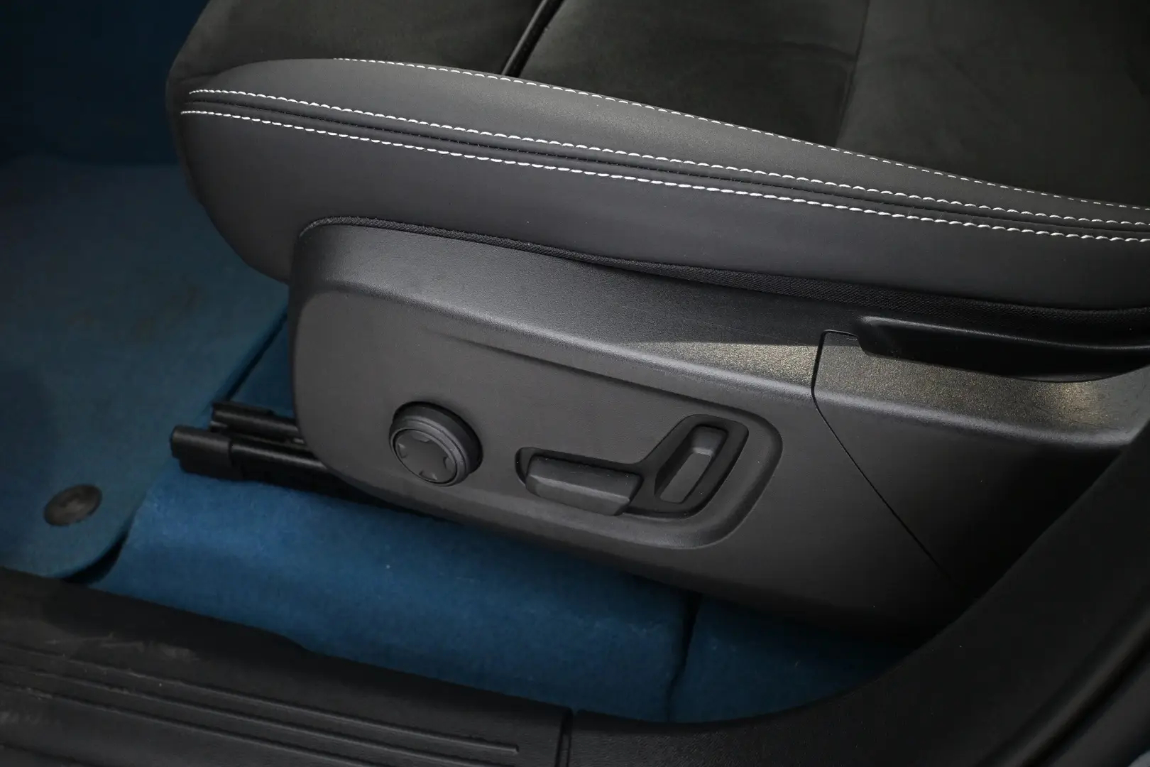 Car Image - 1HKoTXyyPsSXnh68T3krQm