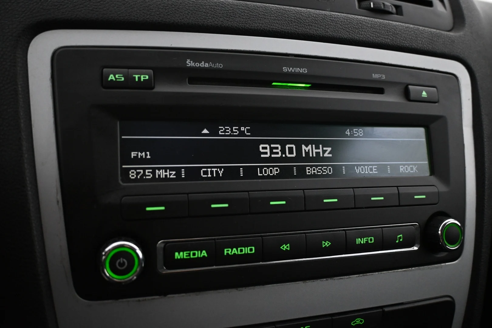 Car Image - 6QUi55w6Q0UzJ0hfhstO4b