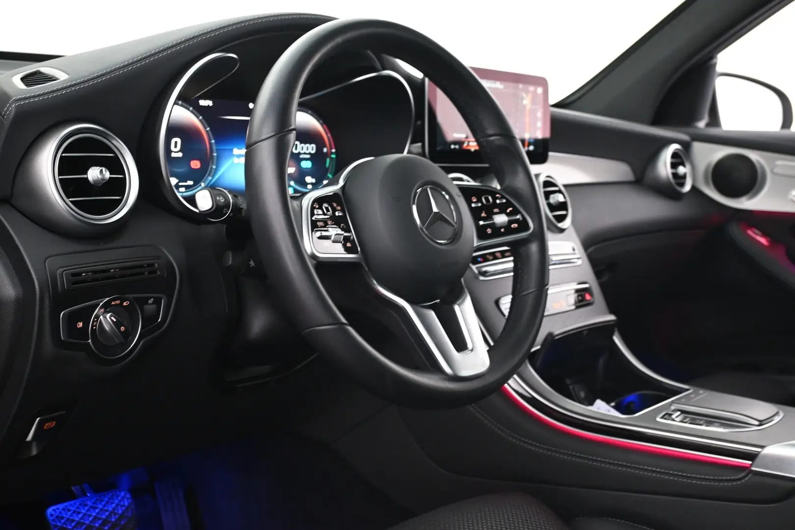 Car Image - 5zOW3G9IP04ZiOCHM1ZoxI