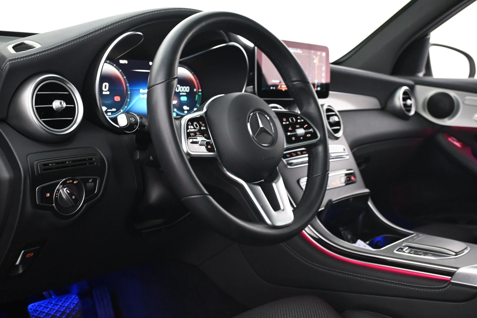 Car Image - 5zOW3G9IP04ZiOCHM1ZoxI