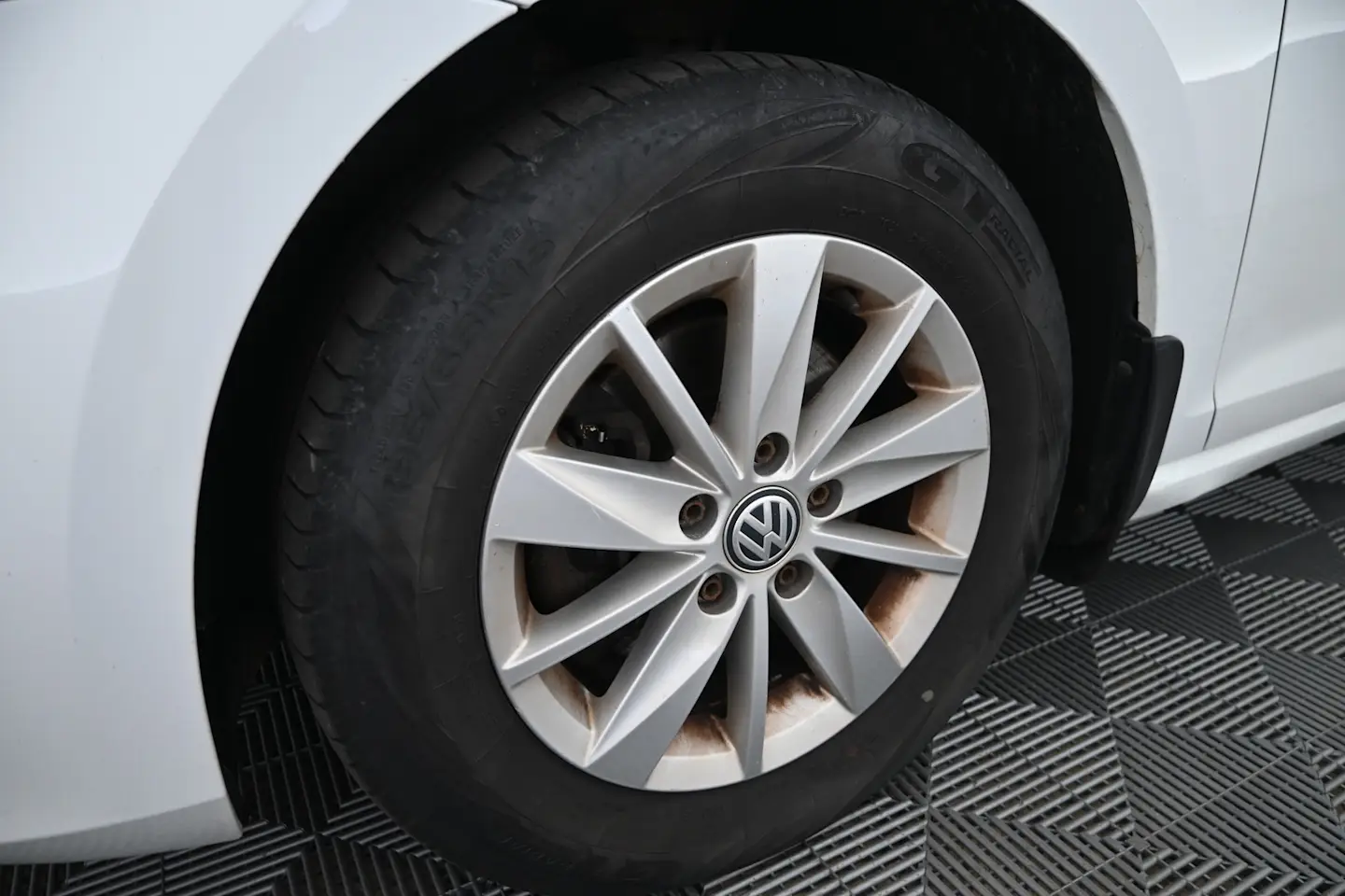 Car Image - 2cuA49vjAQBiZ8p3lKTsvc