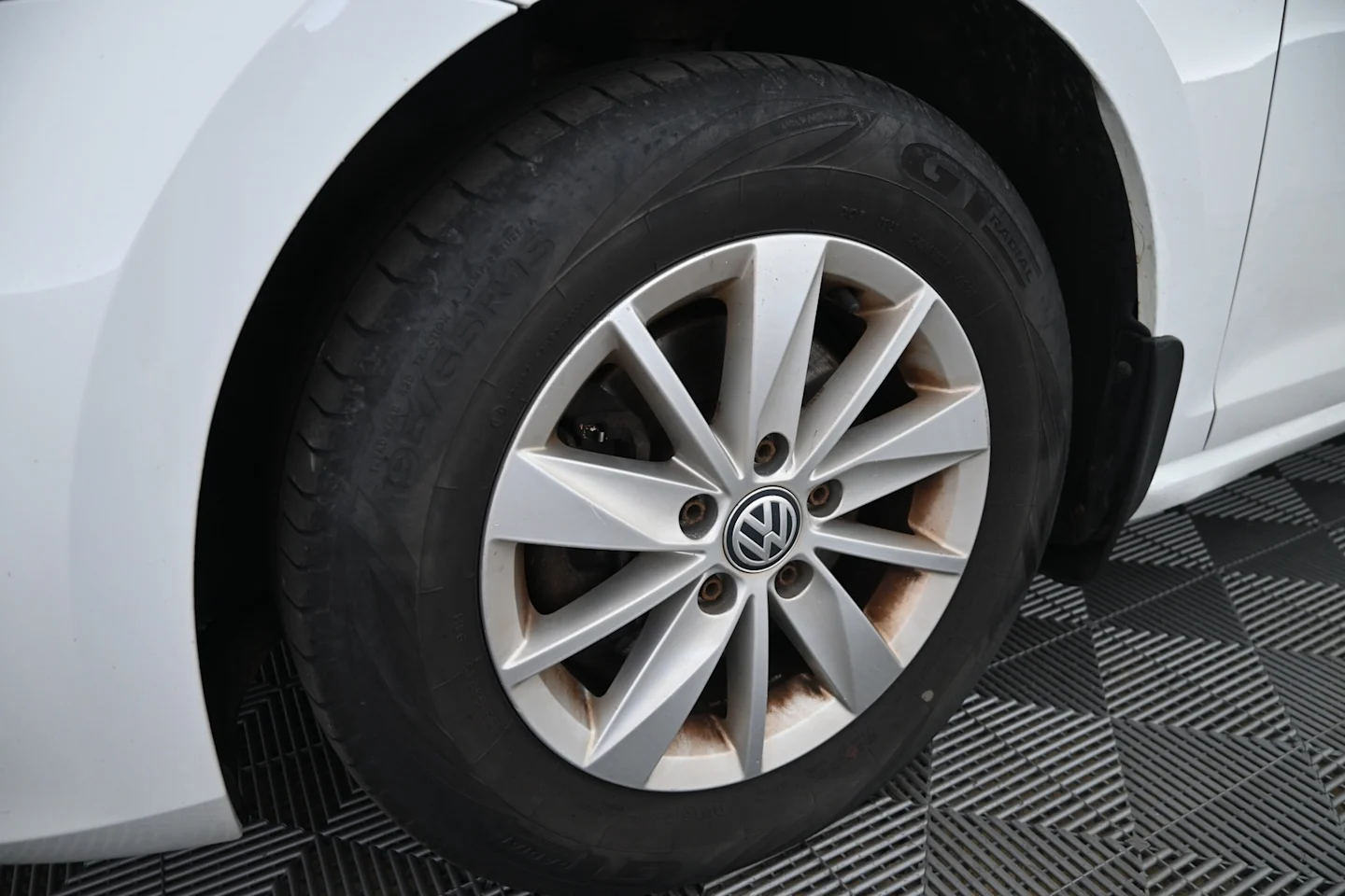 Car Image - 2cuA49vjAQBiZ8p3lKTsvc