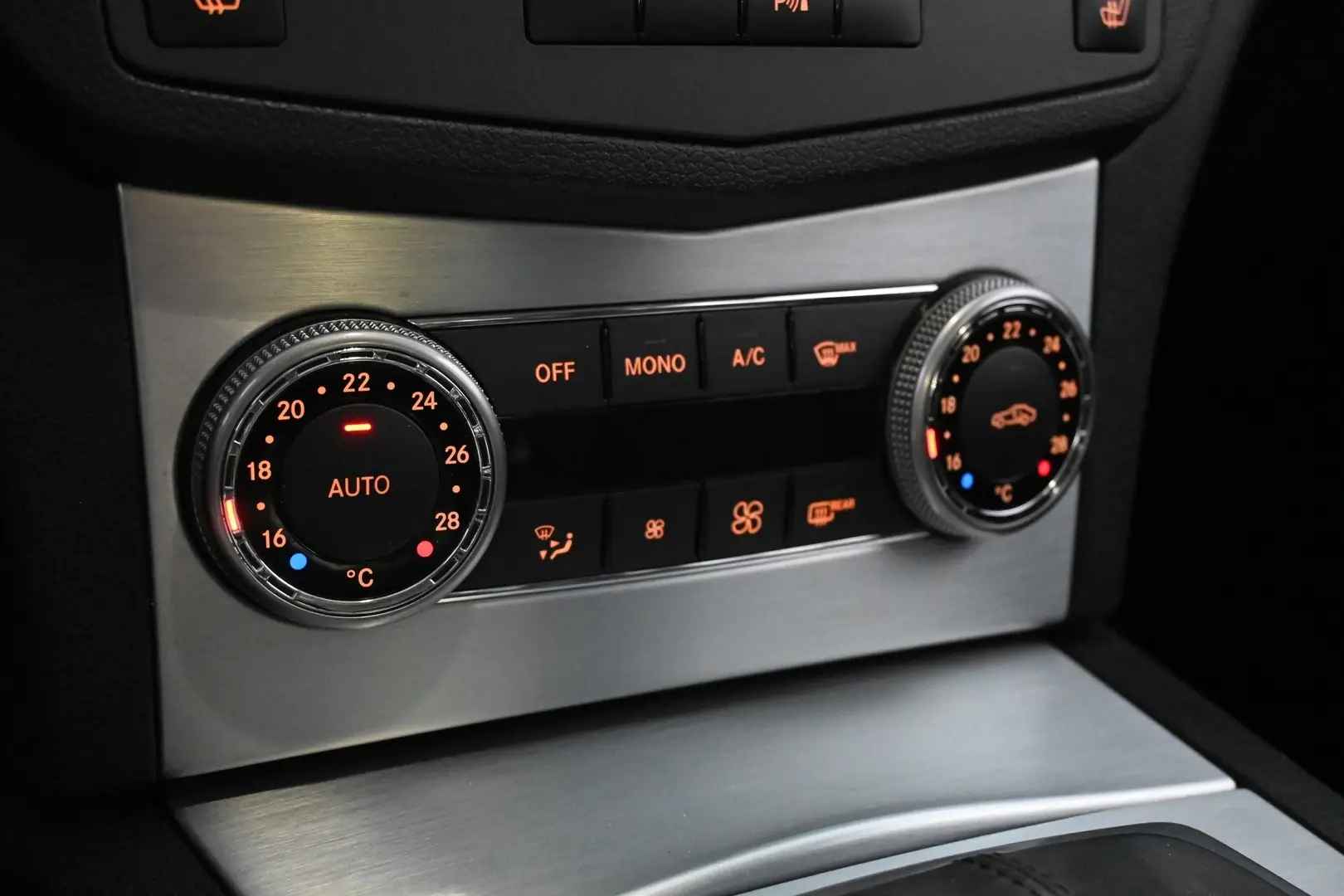 Car Image - 2uSTUyxaThj2RpPXIGzKLA