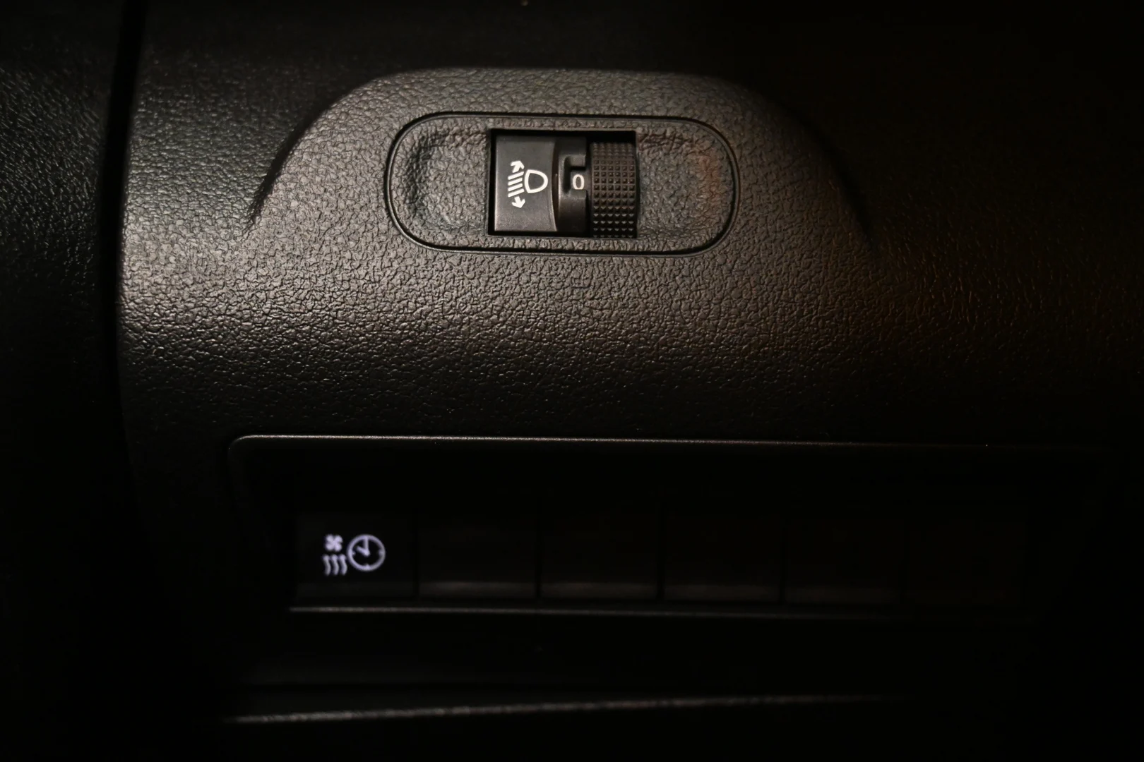 Car Image - 1gWAgmjAxhmsJSMOpKmLRt