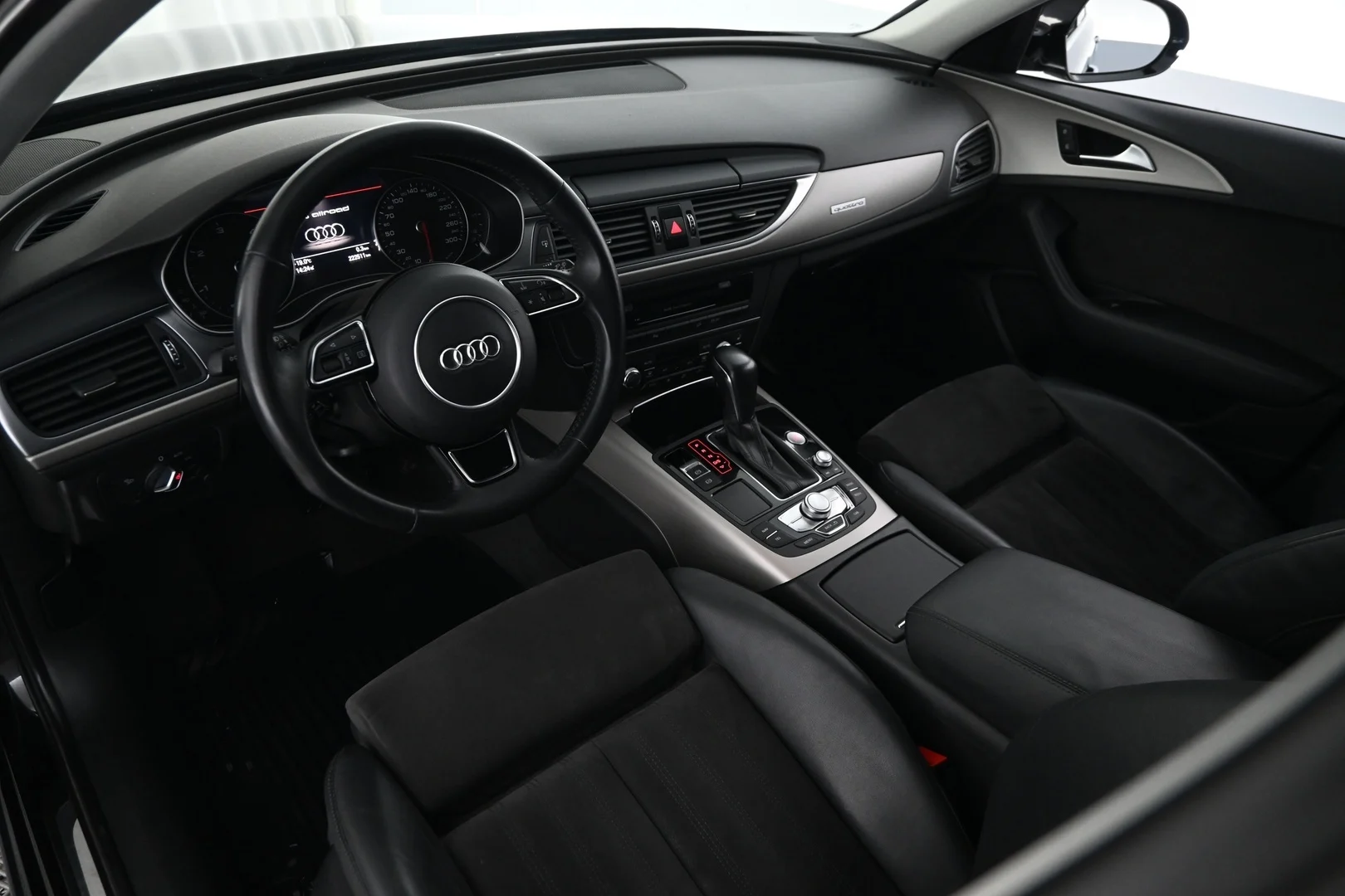 Car Image - 4JExuqLwhCwTWIVvkpdPoC