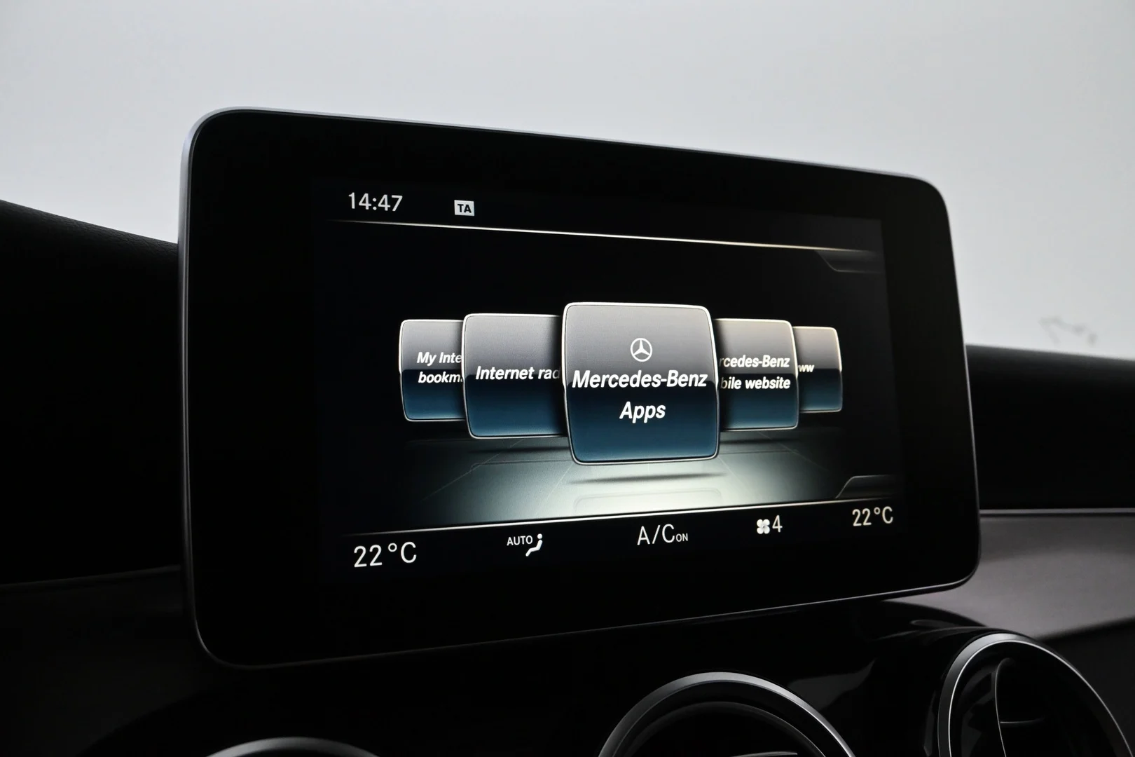 Car Image - 709QXXJAbLGCeKqNQ7FRco